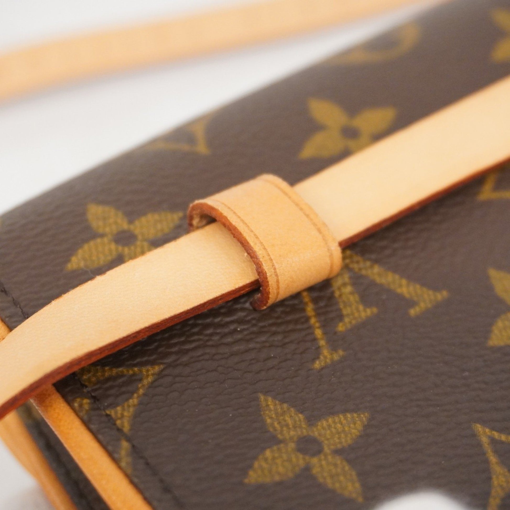 Louis Vuitton Pochette florentine, Brown, Canvas, clutch
