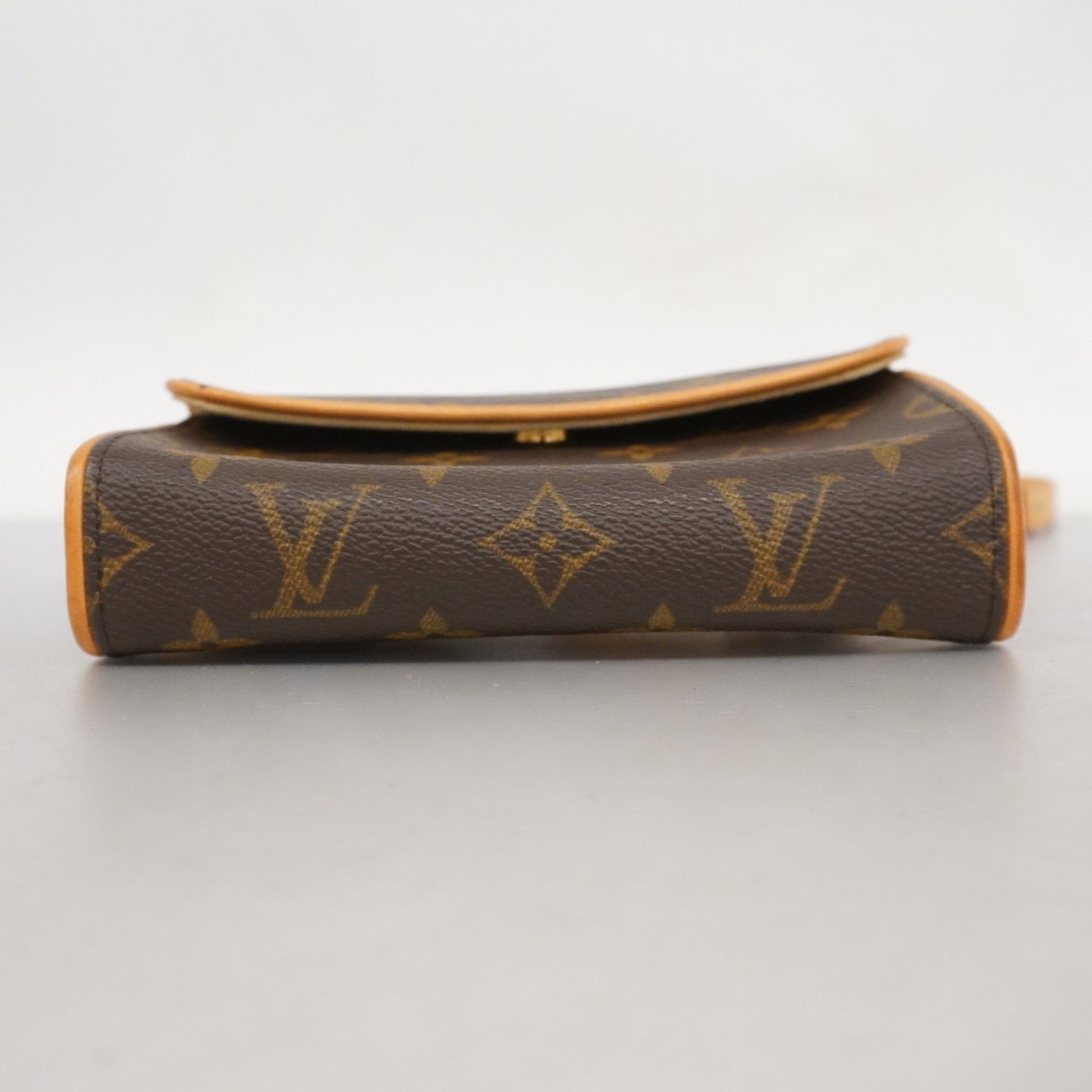 Louis Vuitton Pochette florentine, Brown, Canvas, clutch