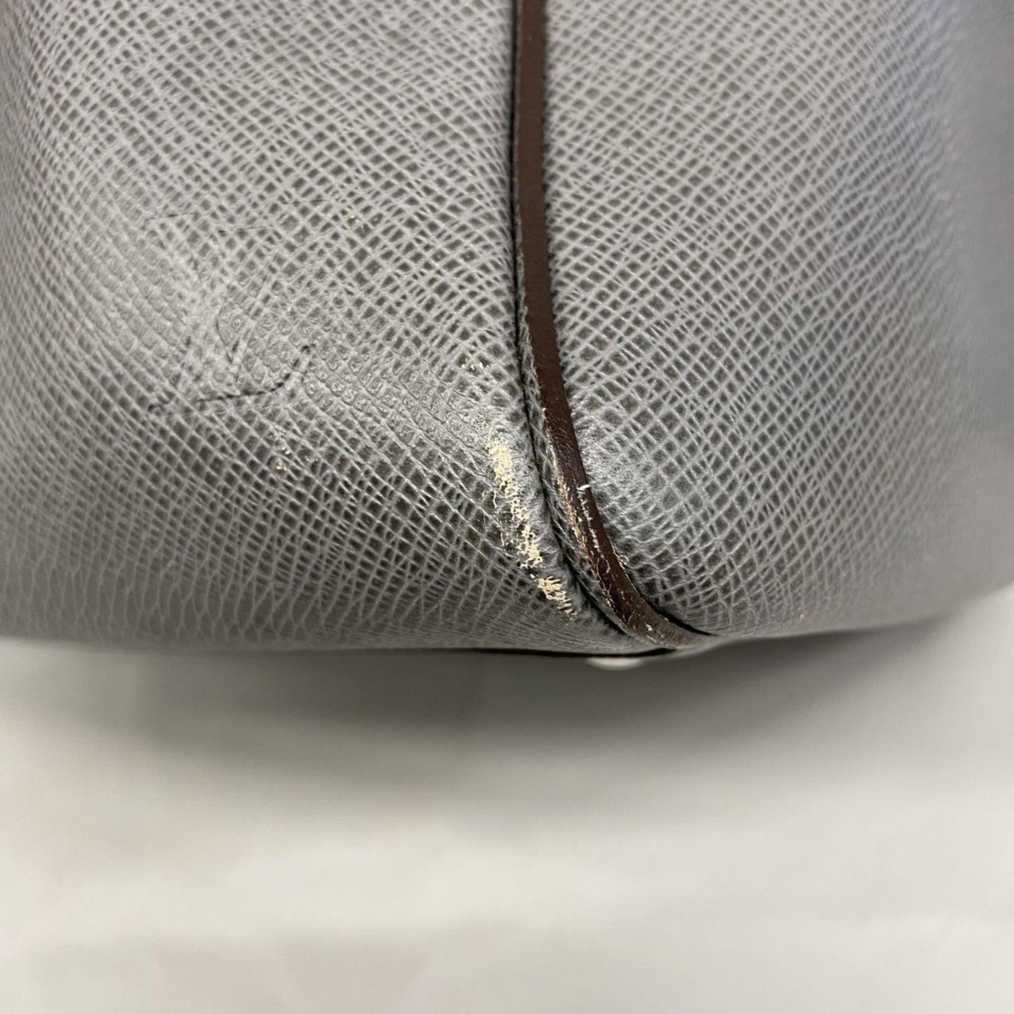 Louis Vuitton Kendall, Grey, Leather, travel