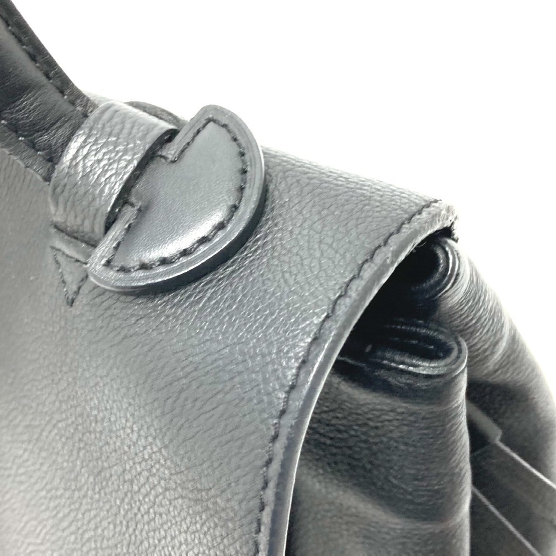 Louis Vuitton Lockme, Black, Leather, shoulder