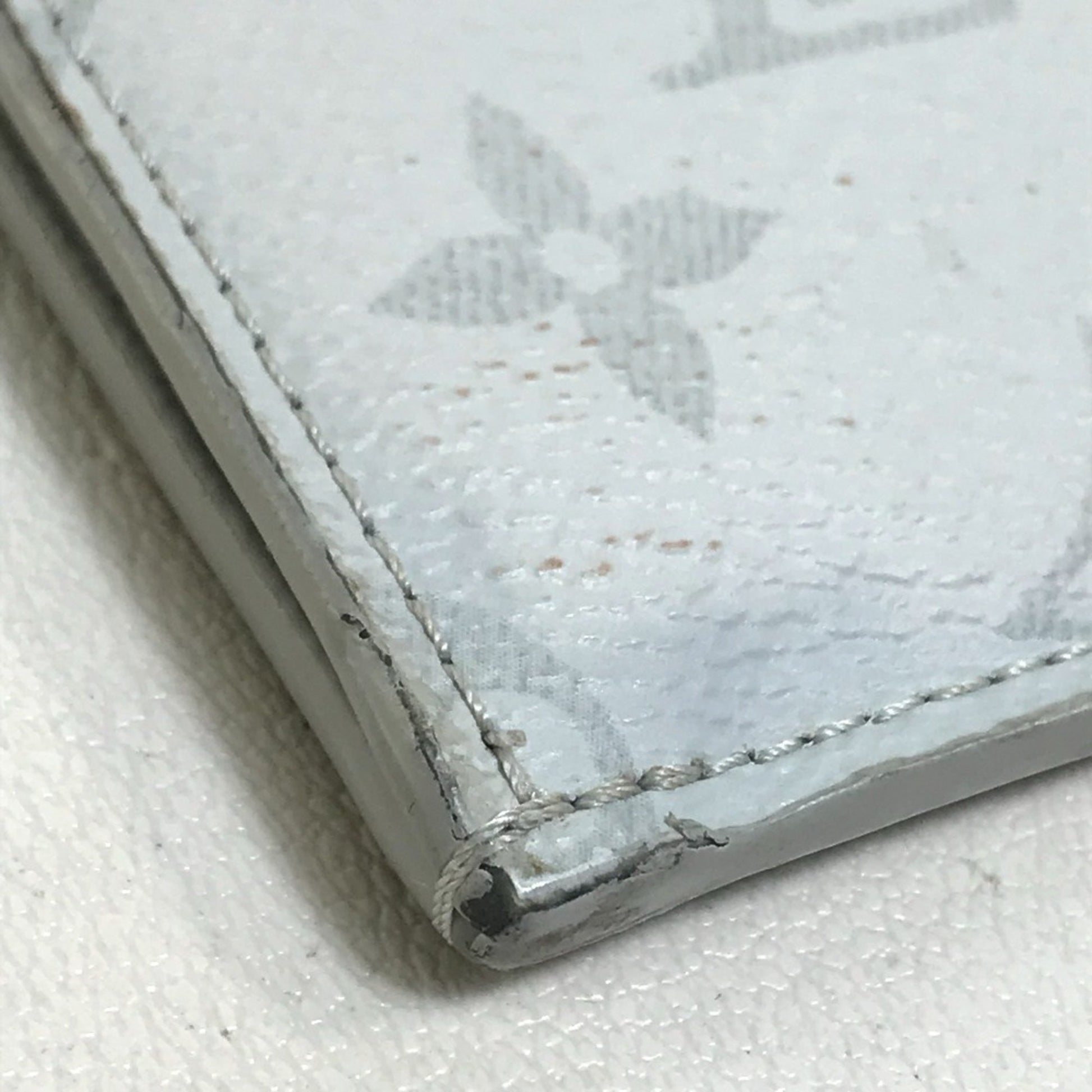 Louis Vuitton Pochette Jour, White, Canvas, clutch