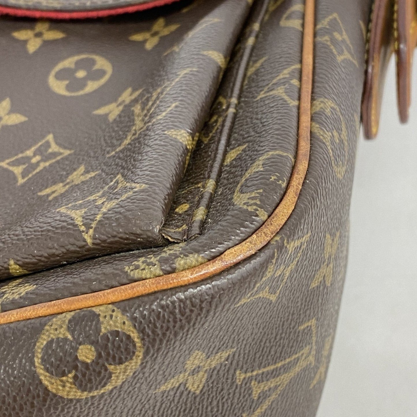 Louis Vuitton Viva Cité, Brown, Canvas, shoulder