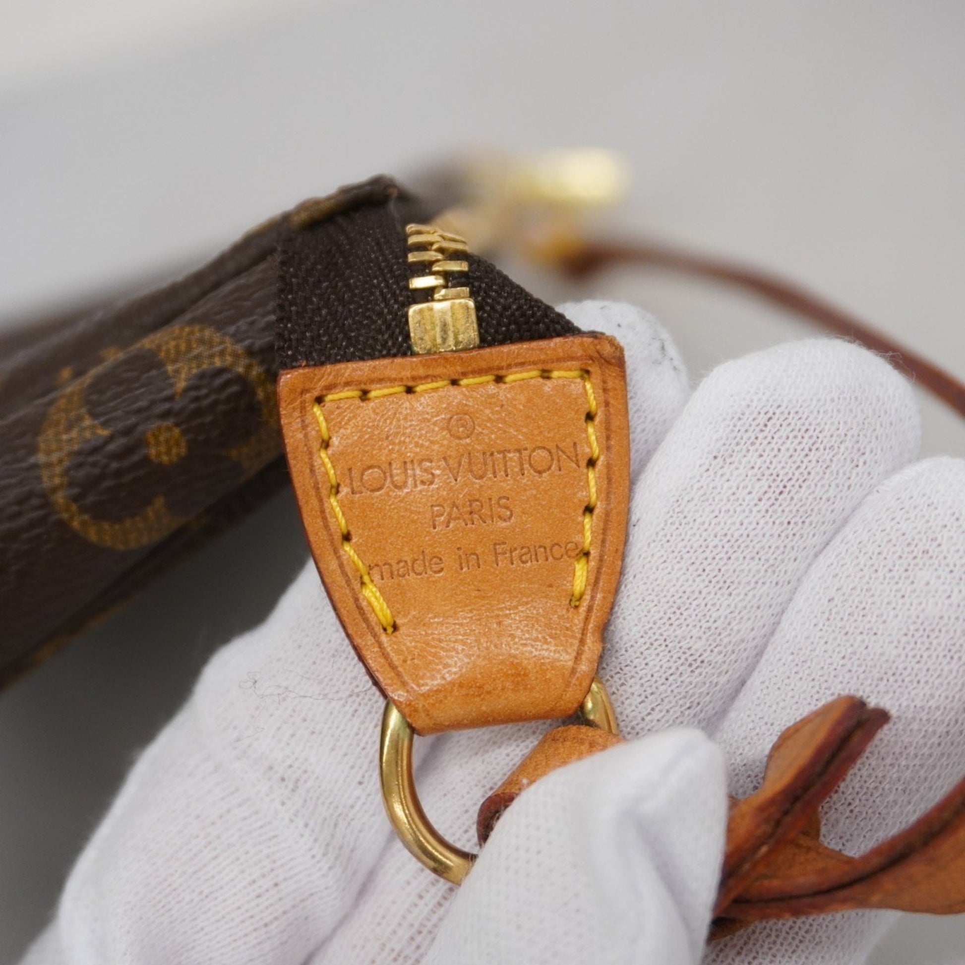Louis Vuitton Pochette Accessoire, Brown, Canvas, clutch