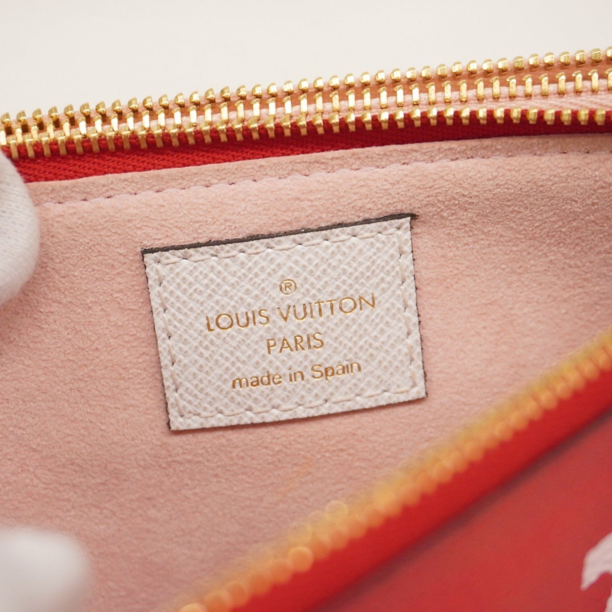 Louis Vuitton Double Zip, Red, Canvas, clutch