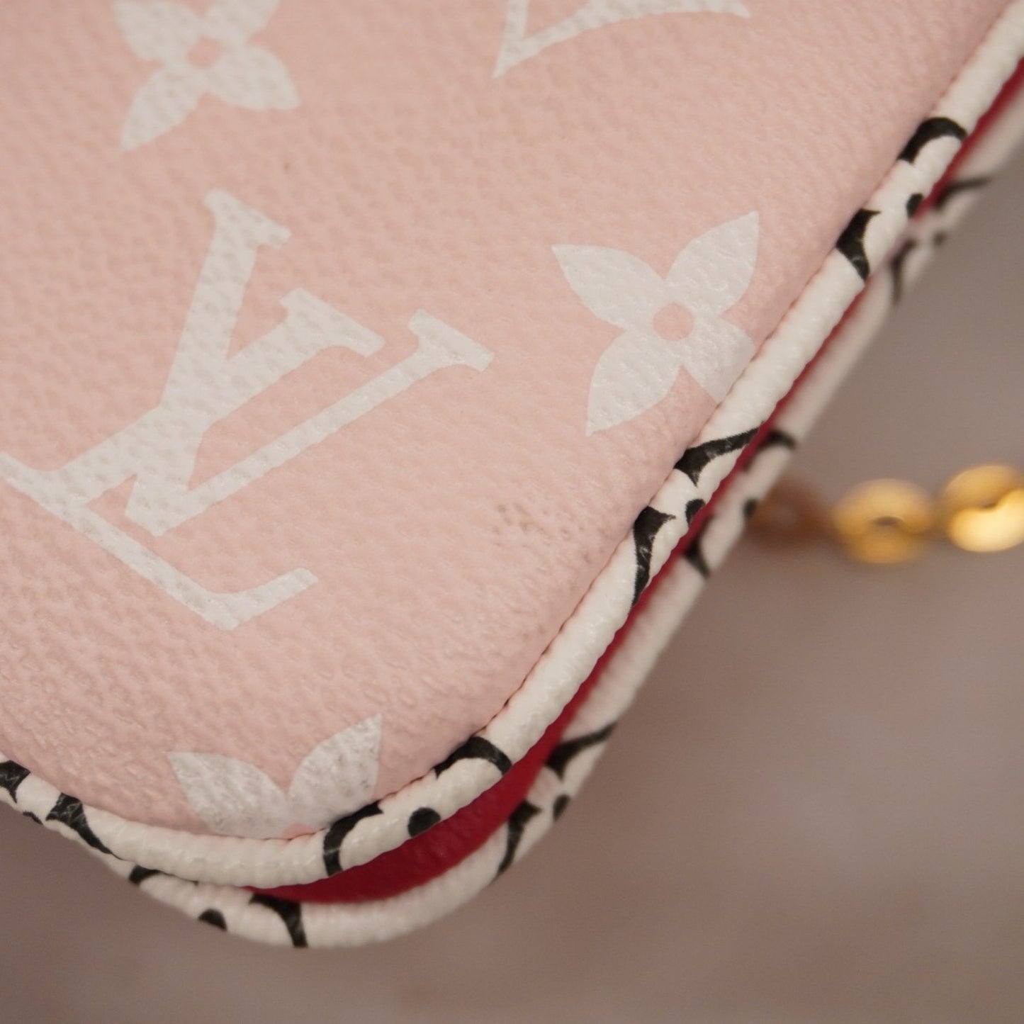 Louis Vuitton Double Zip, Red, Canvas, clutch