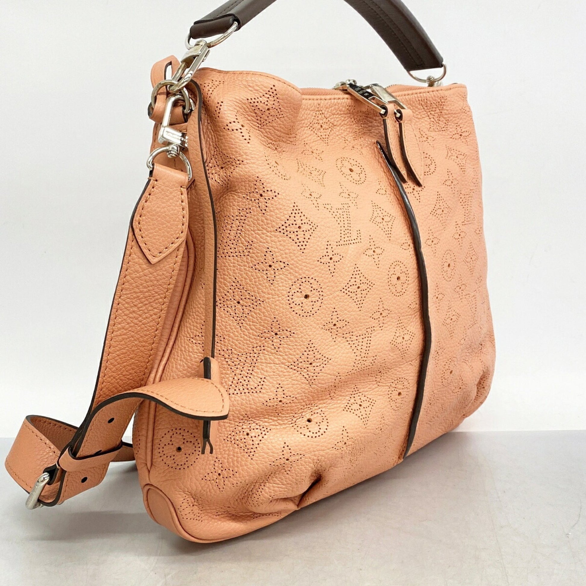 Louis Vuitton Mahina, Pink, Leather, shoulder