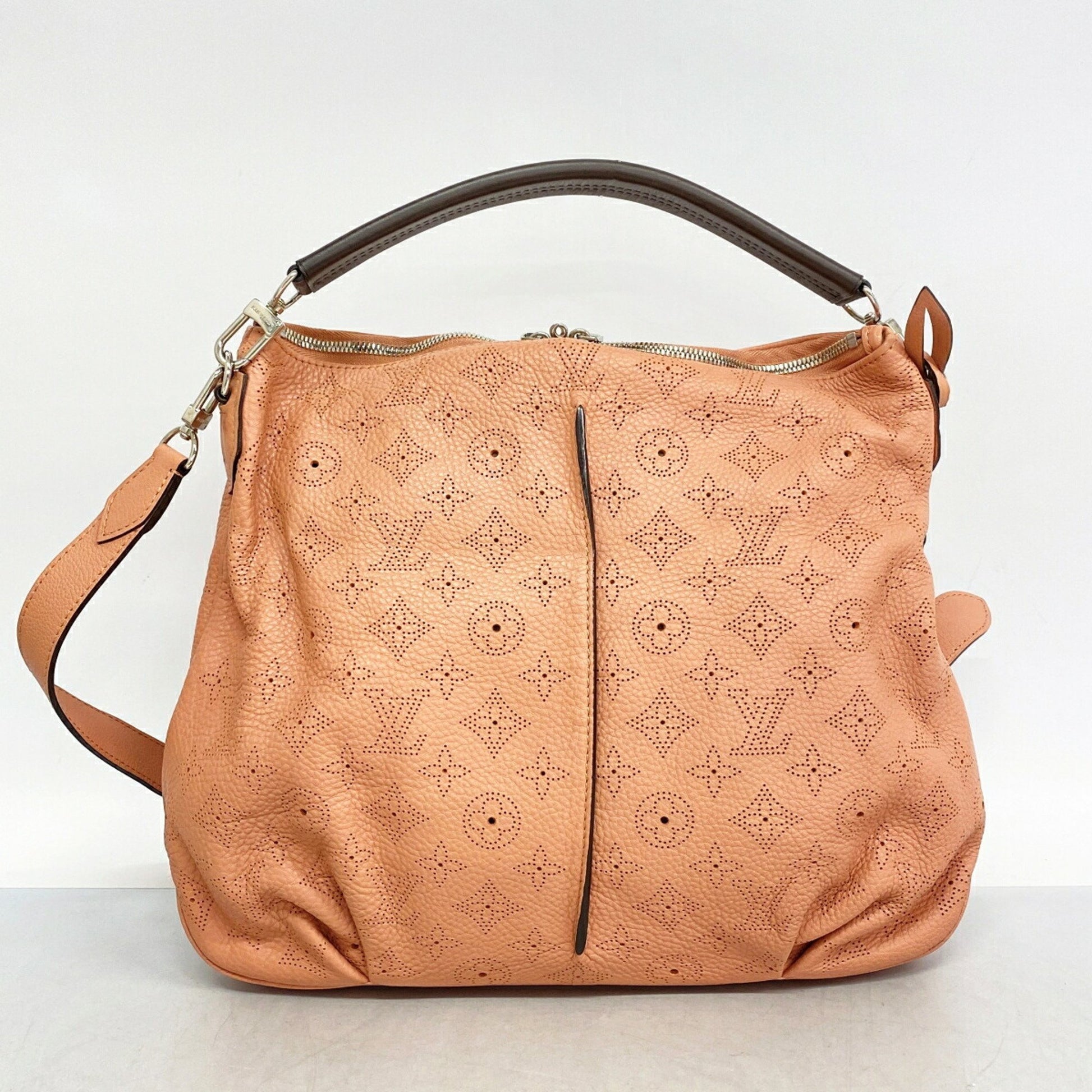 Louis Vuitton Mahina, Pink, Leather, shoulder