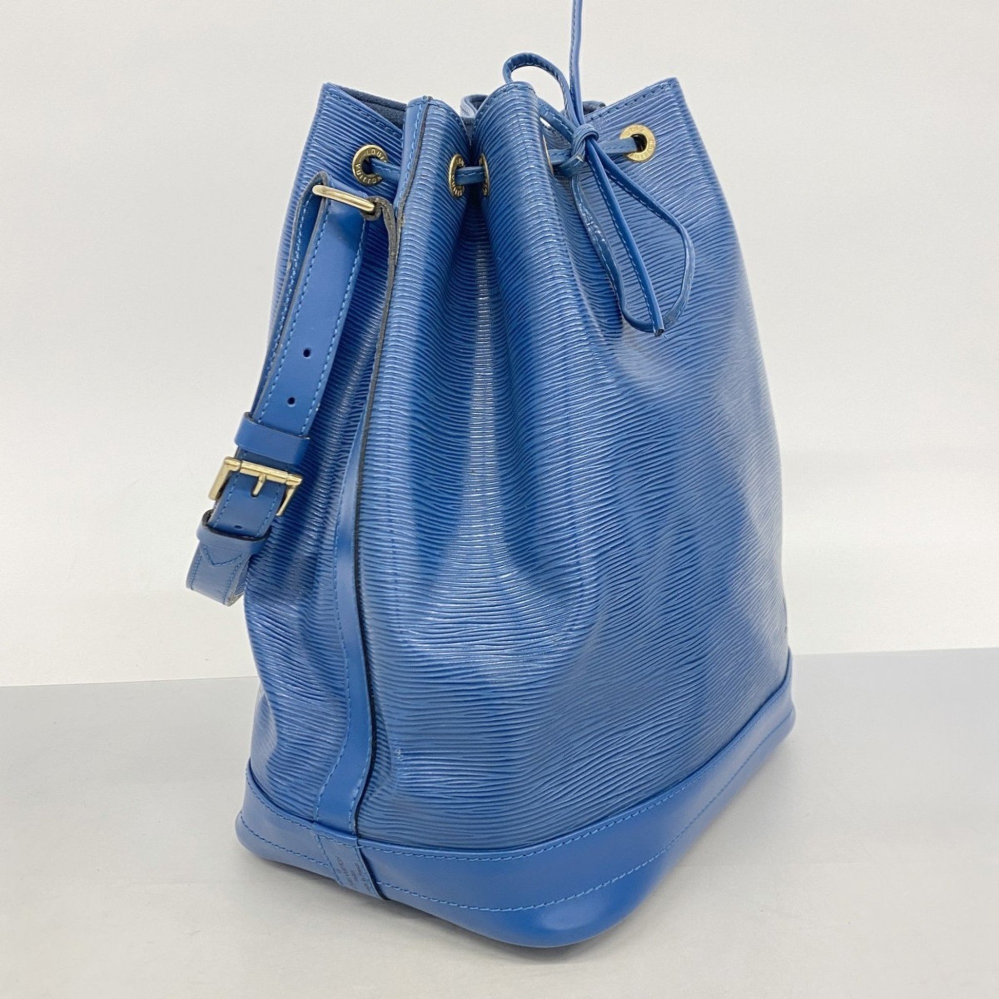 Louis Vuitton Noé, Blue, Leather, shoulder
