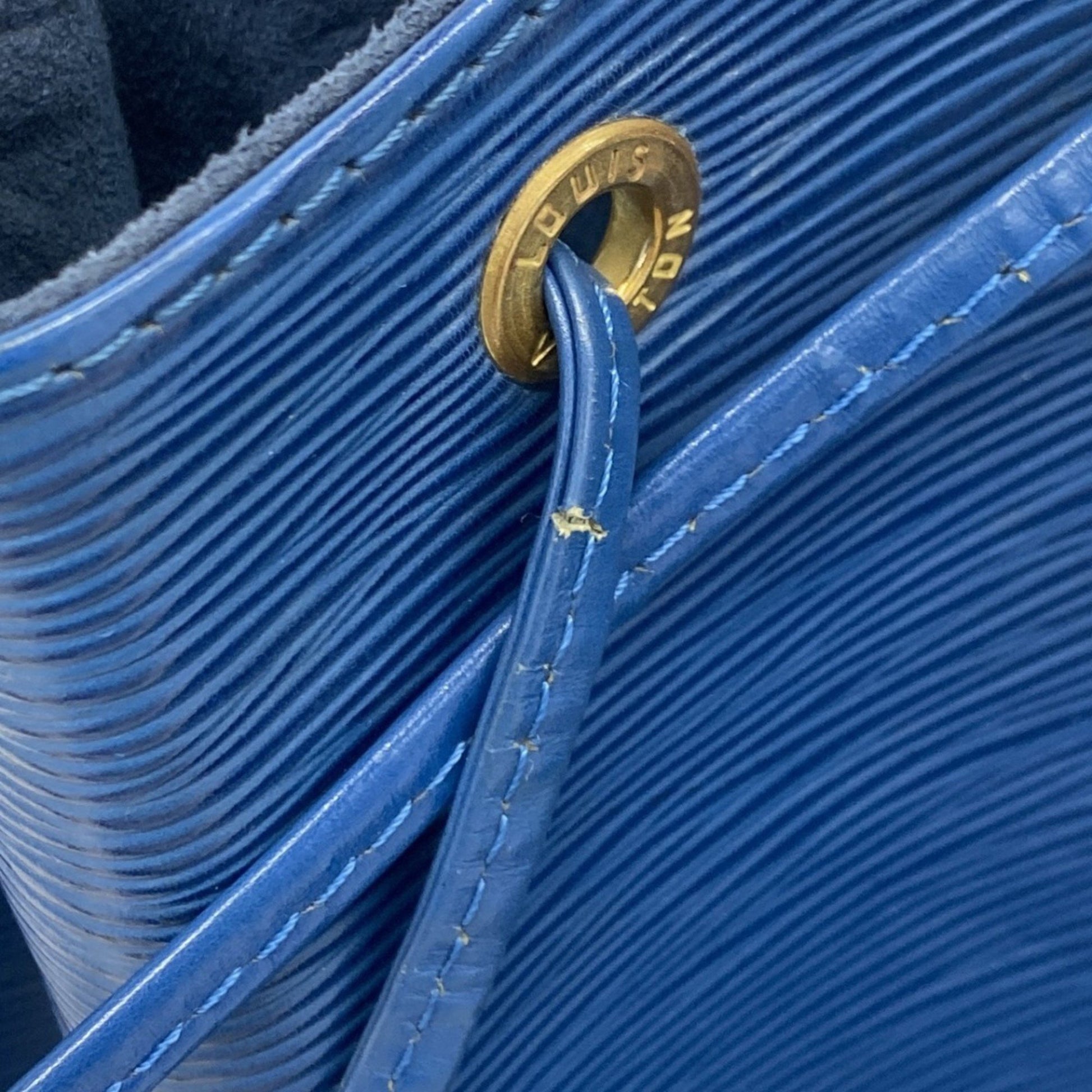 Louis Vuitton Noé, Blue, Leather, shoulder