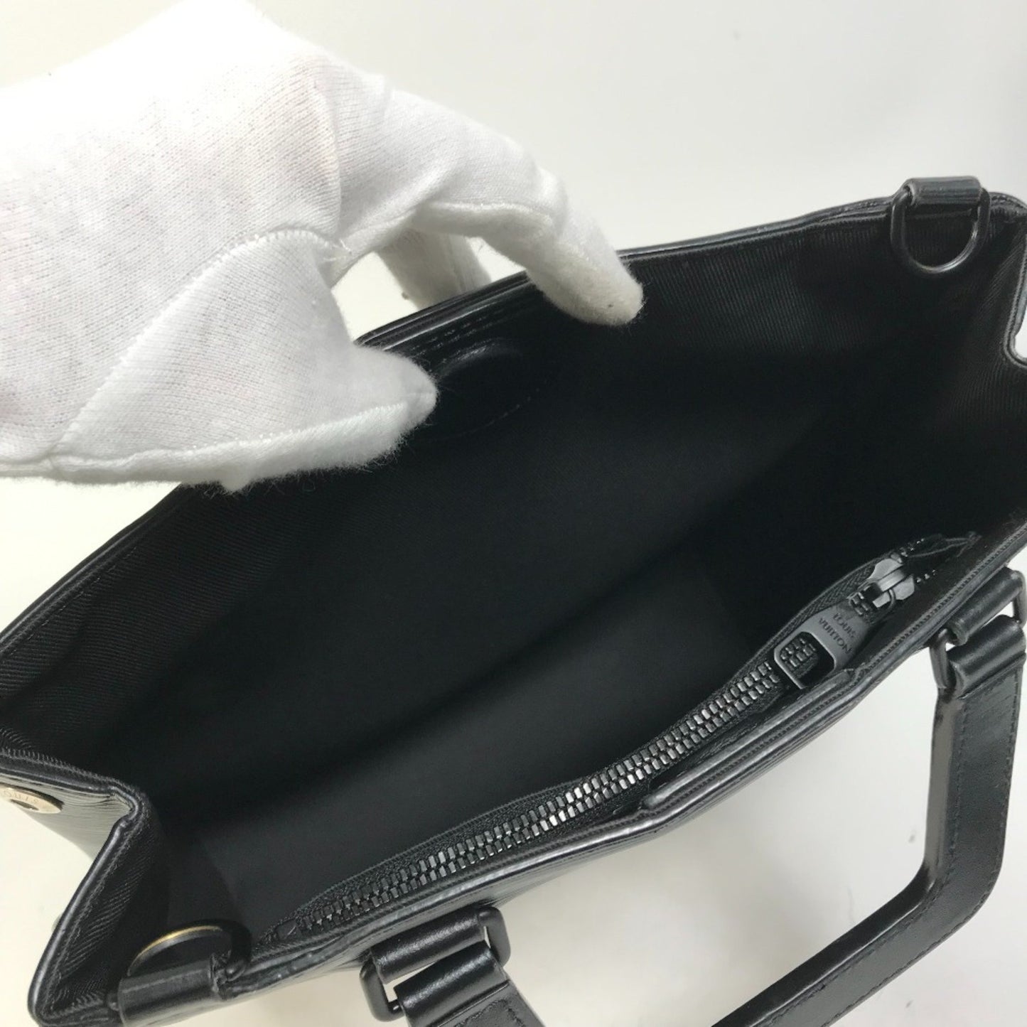 Louis Vuitton Sac Plat, Black, Leather, tote