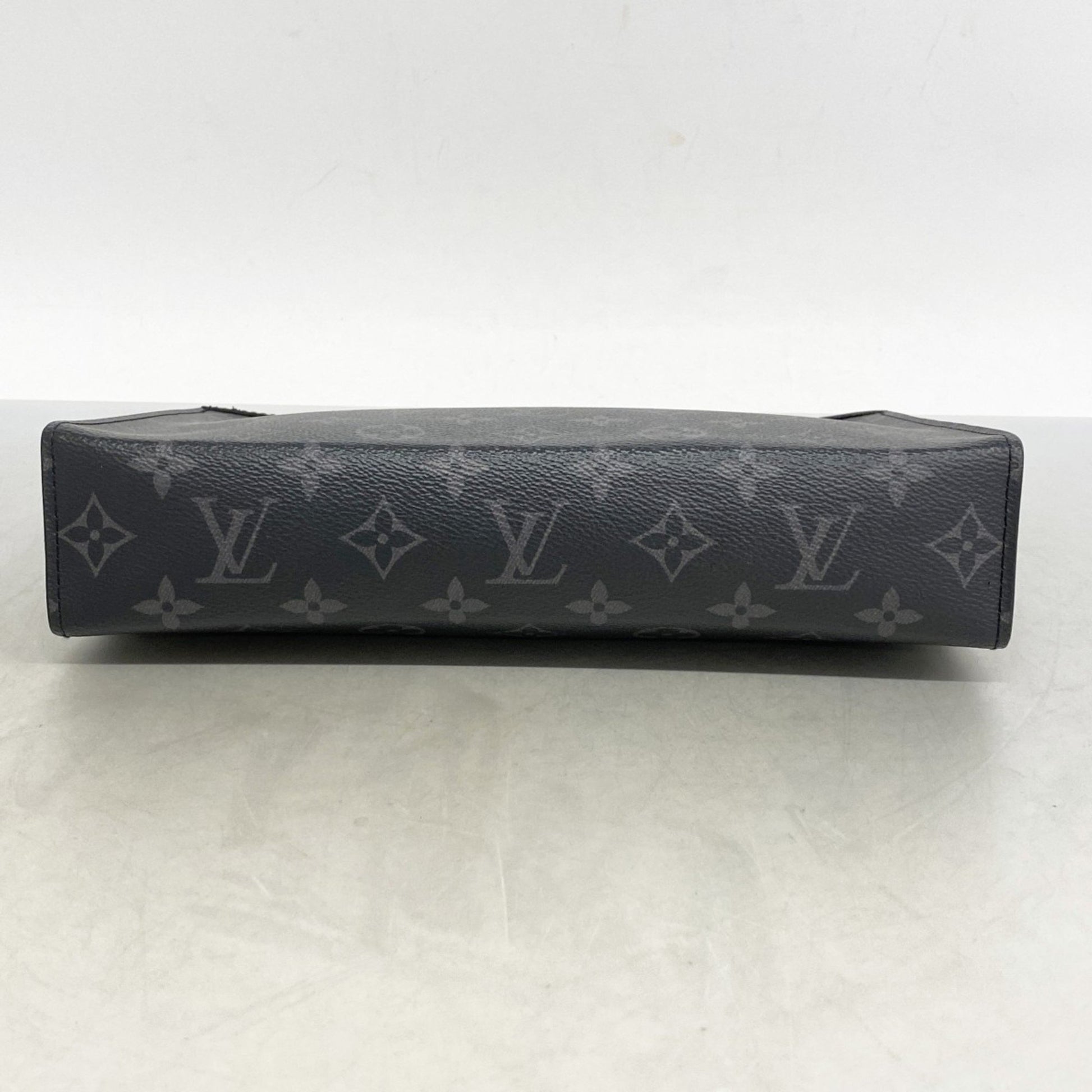 Louis Vuitton Pochette voyage, Black, Canvas, clutch