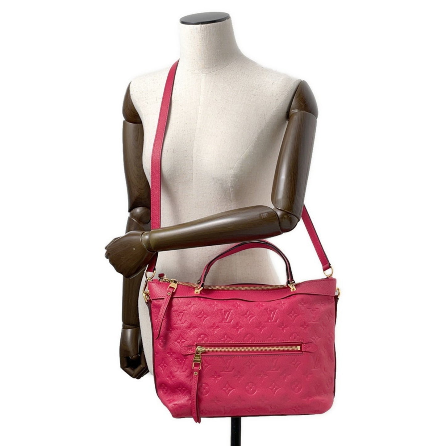 Louis Vuitton Bastille, Red, Canvas, handbag