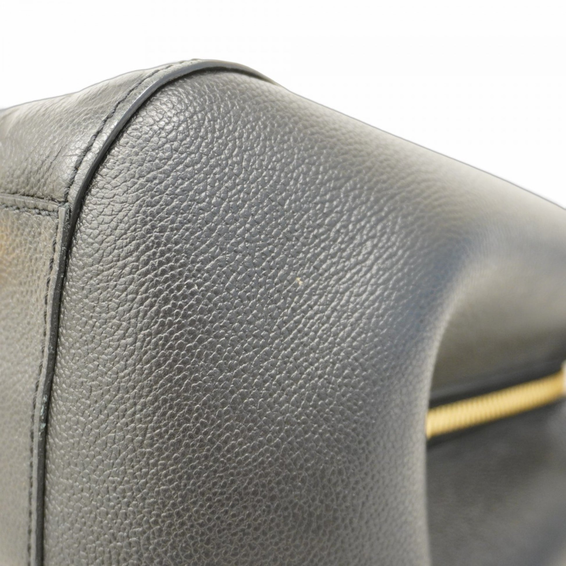 Louis Vuitton Montaigne, Black, Leather, handbag