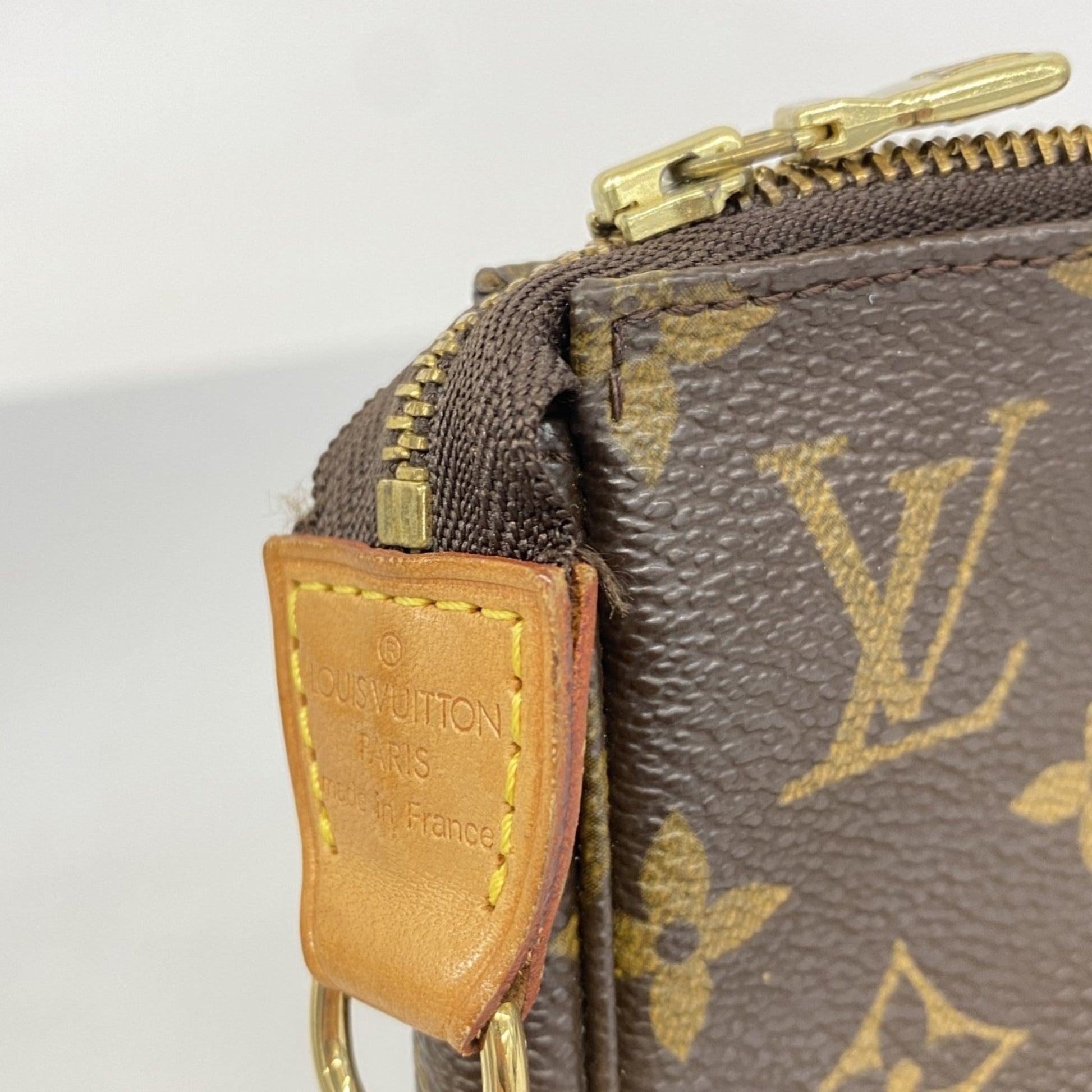 Louis Vuitton Pochette Accessoire, Brown, Canvas, clutch