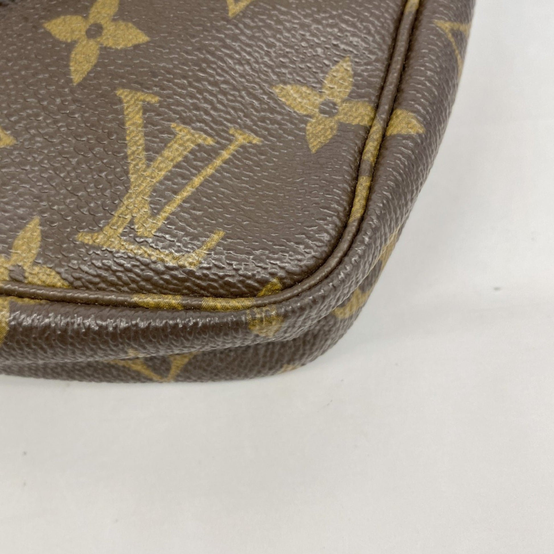 Louis Vuitton Pochette Accessoire, Brown, Canvas, clutch