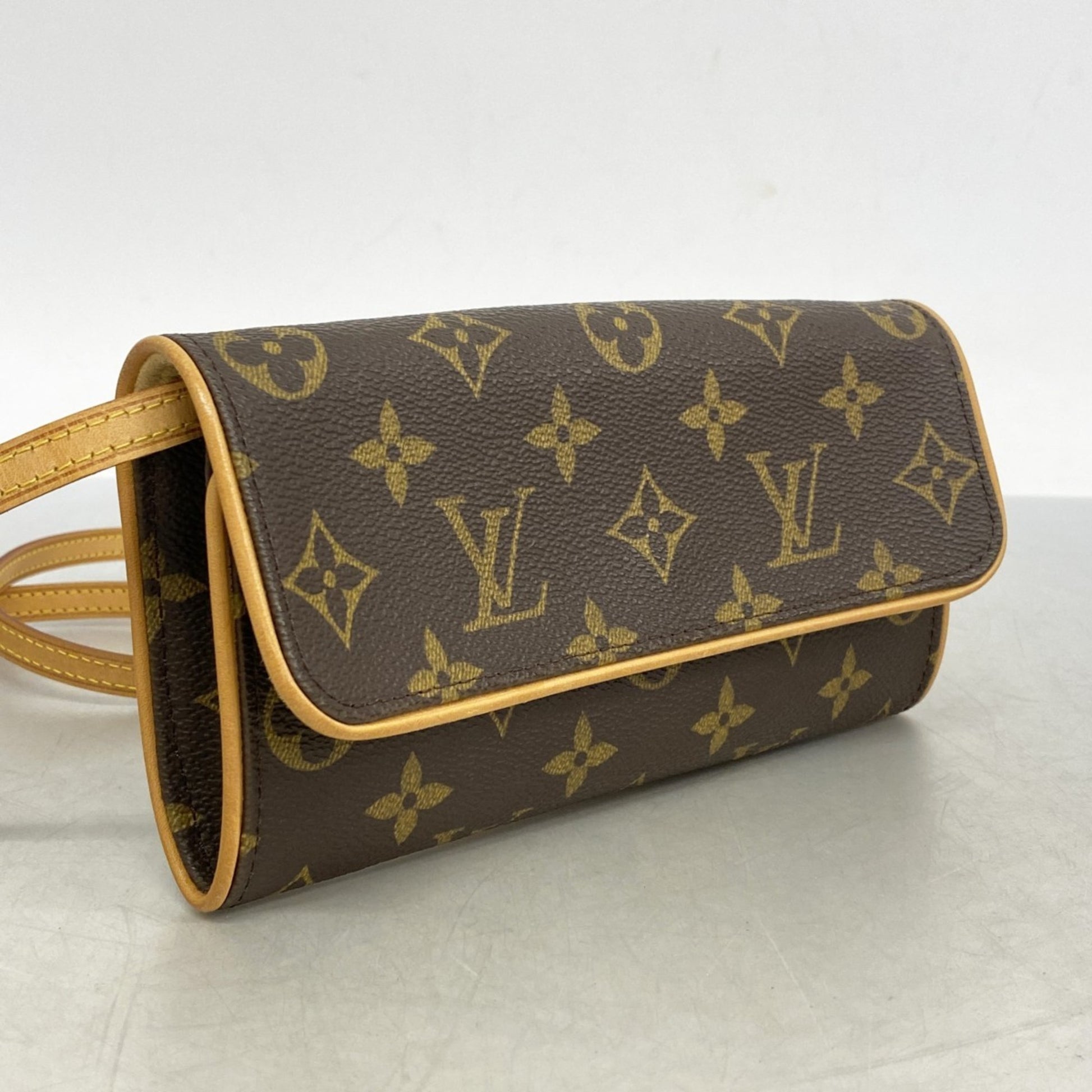 Louis Vuitton Pochette twin, Brown, Canvas, shoulder