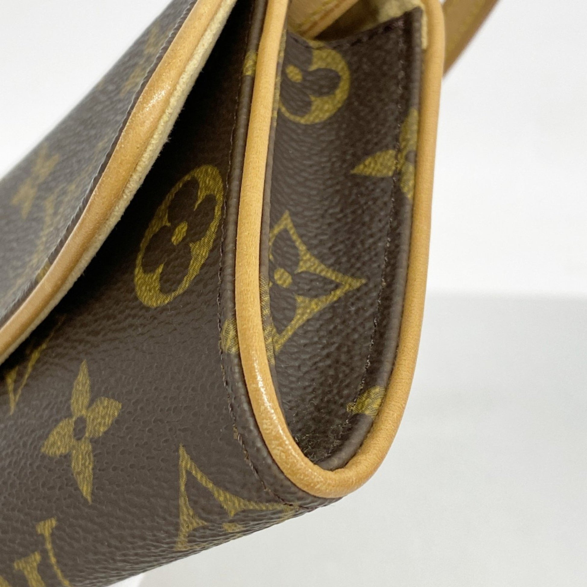 Louis Vuitton Pochette twin, Brown, Canvas, shoulder