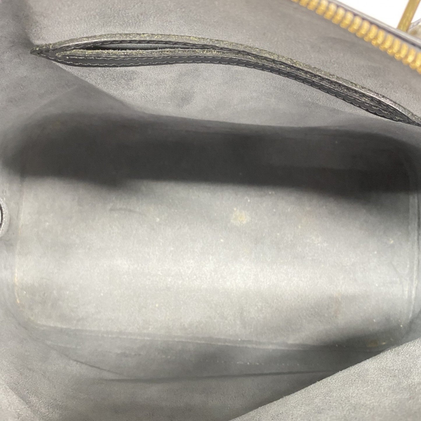Louis Vuitton Alma, Black, Leather, handbag