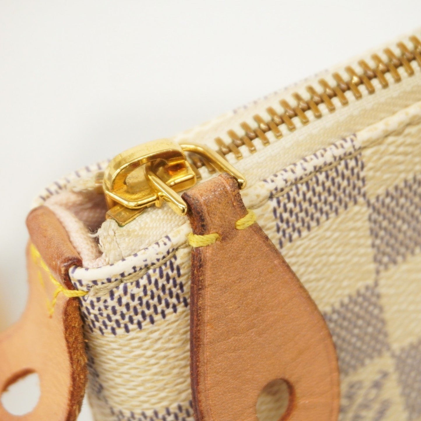 Louis Vuitton Lena PM, White, Canvas, tote