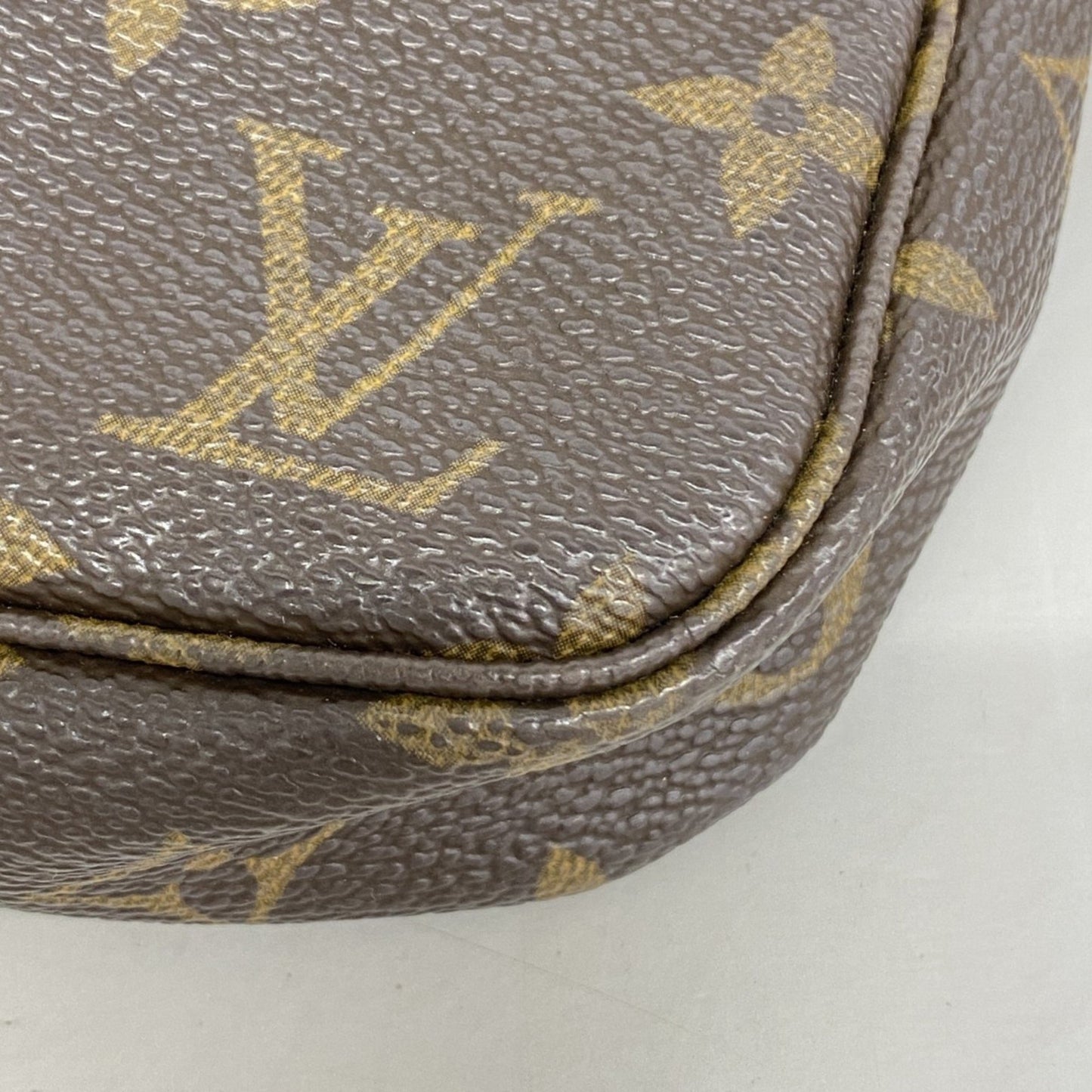 Louis Vuitton Pochette Accessoire, Brown, Canvas, clutch