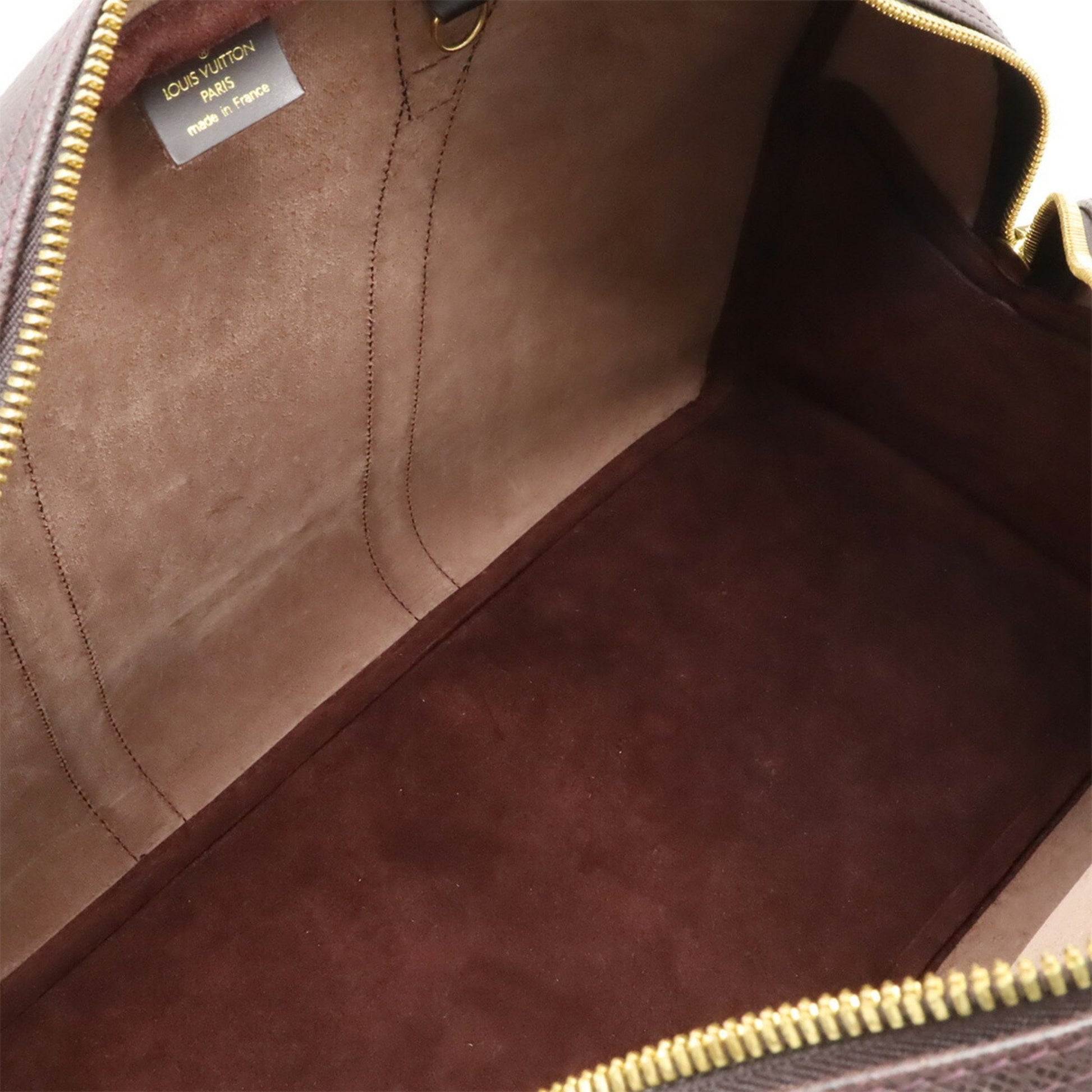 Louis Vuitton Kendall Handbag Taiga Leather, BROWN, LEATHER, Travel bag