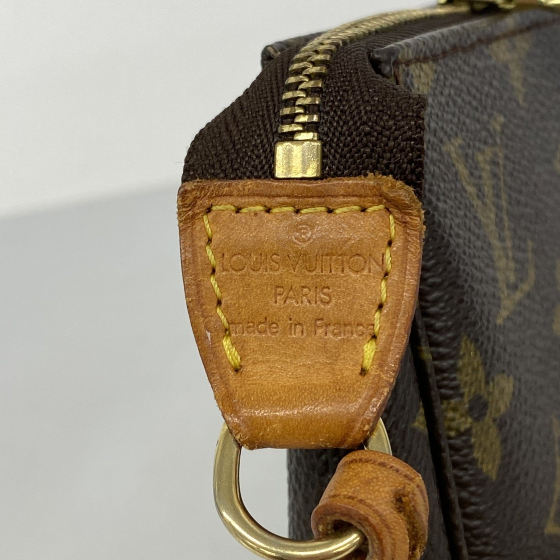 Louis Vuitton Pochette Accessoire, Brown, Canvas, clutch