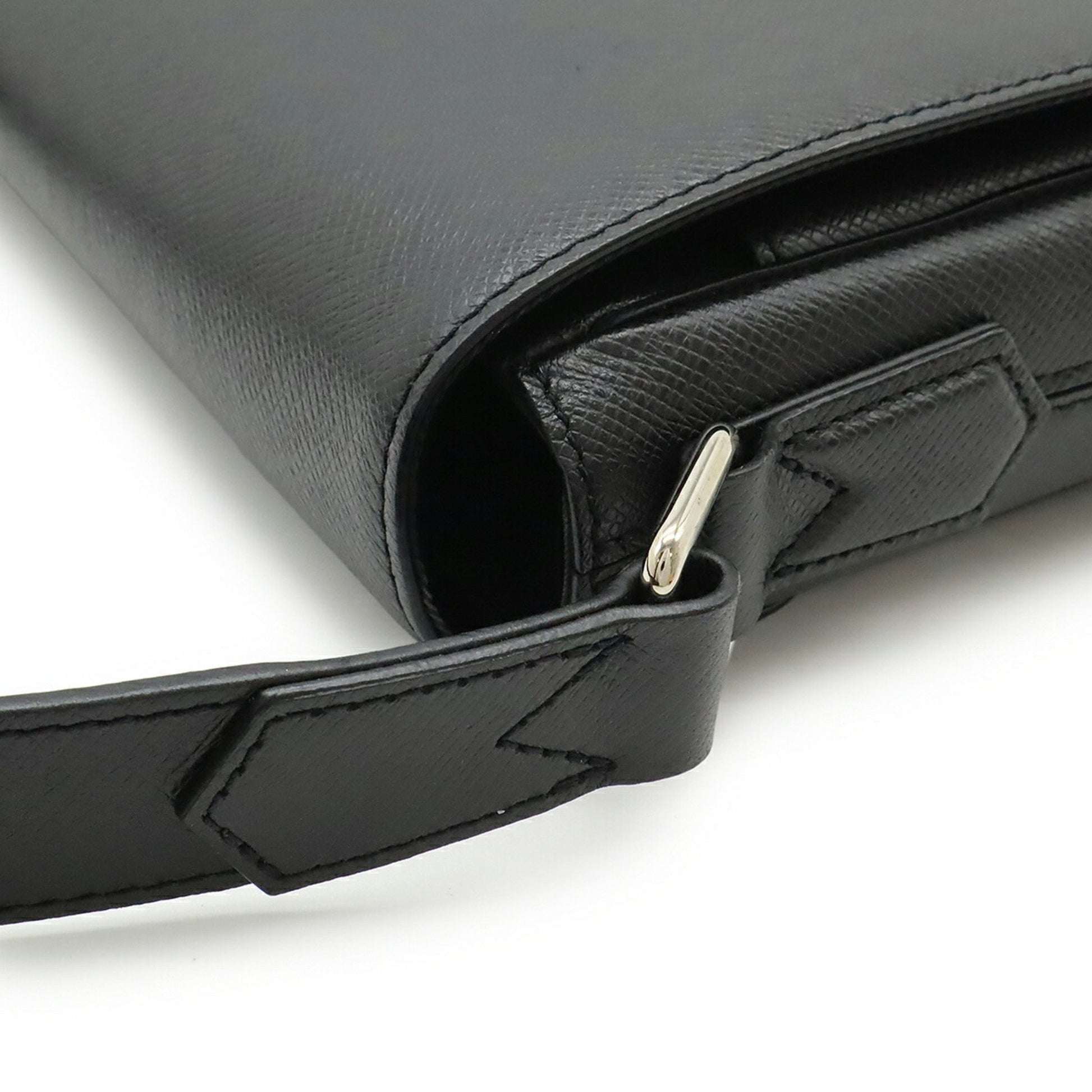Louis Vuitton Roman, Black, Leather, shoulder