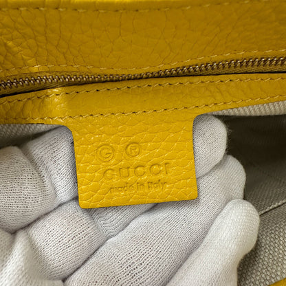 Gucci Interlocking G, Yellow, Leather, shoulder