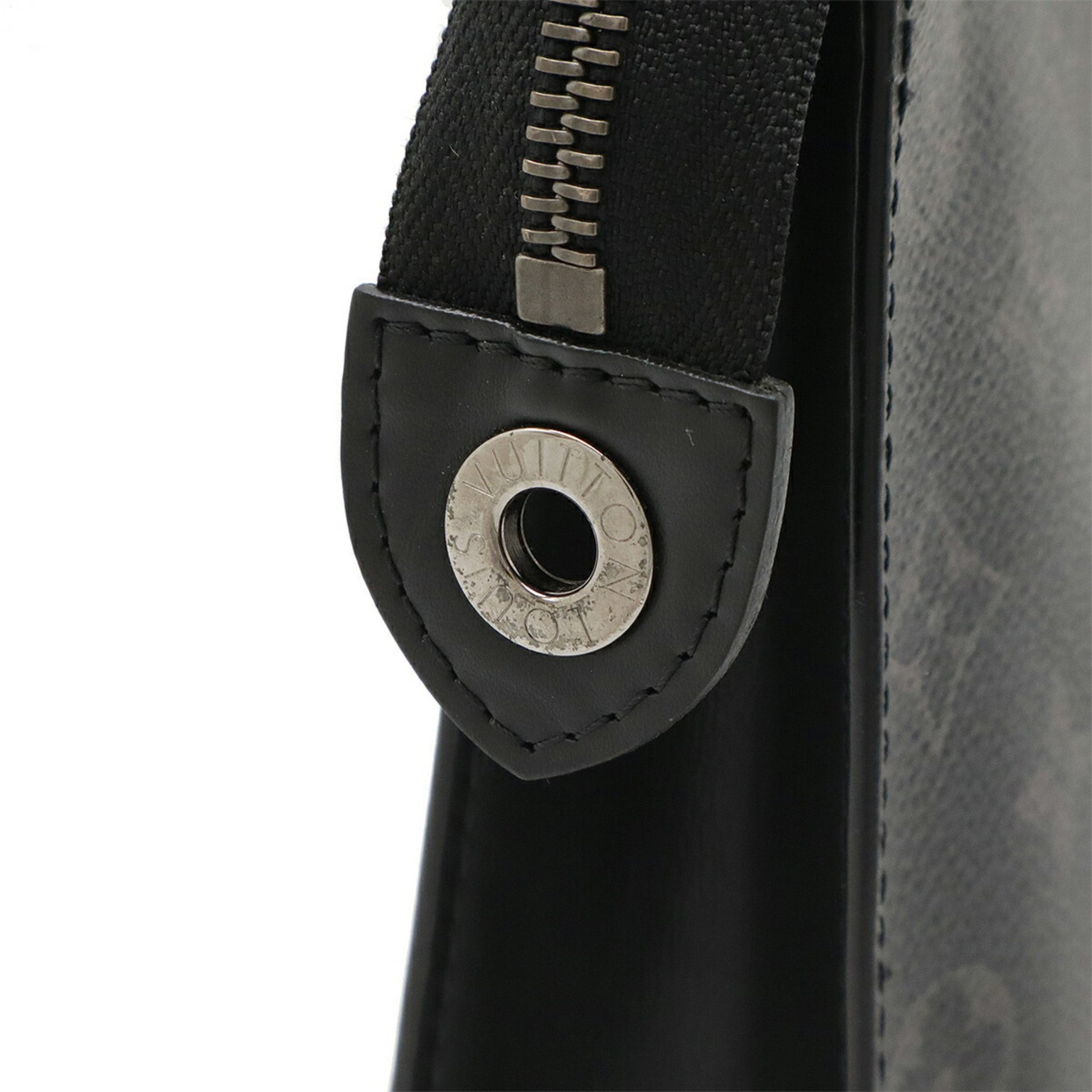 Louis Vuitton Pochette voyage, Black, Canvas, clutch