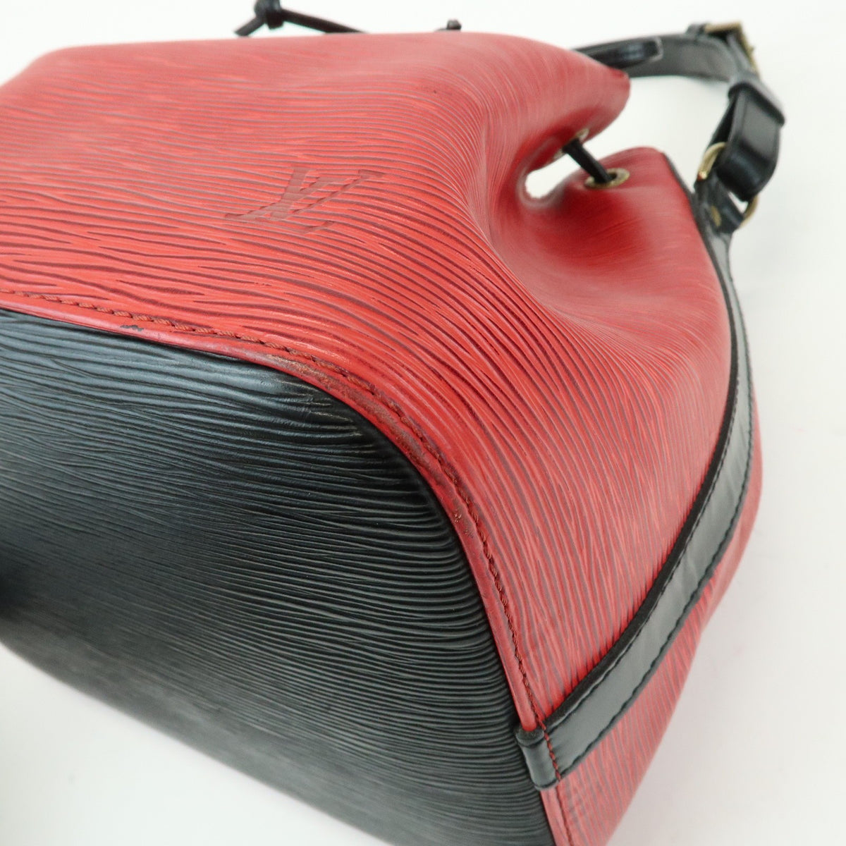 Louis Vuitton Bicolor Petit Noe Epi Leather, Red, Leather, Handbag