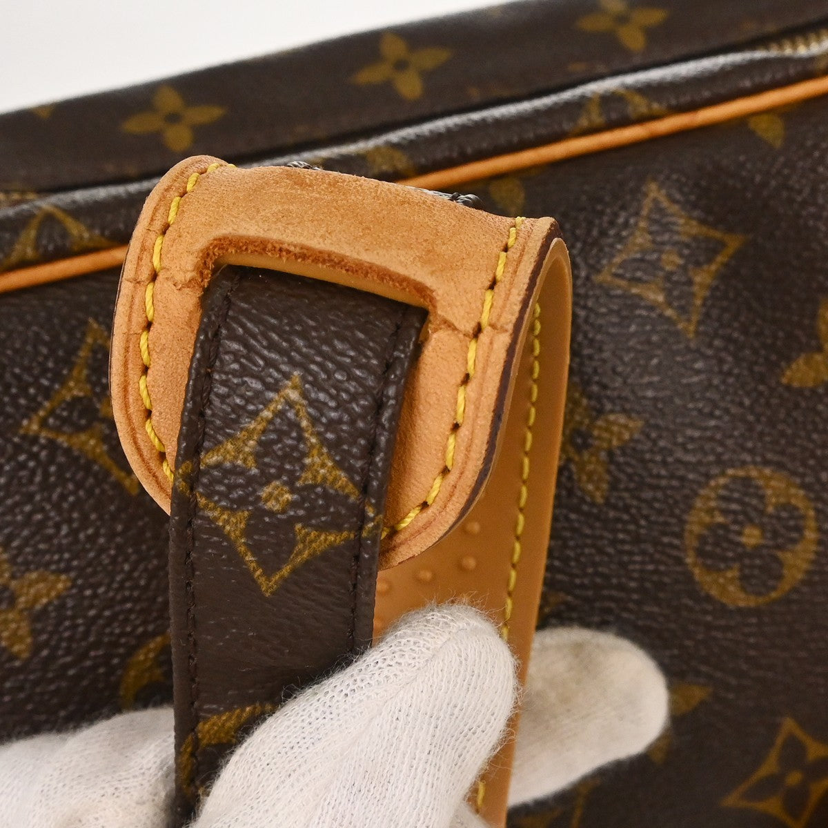 Louis Vuitton Nil Shoulder Bag Monogram Canvas, Brown, Canvas, Shoulder Bag