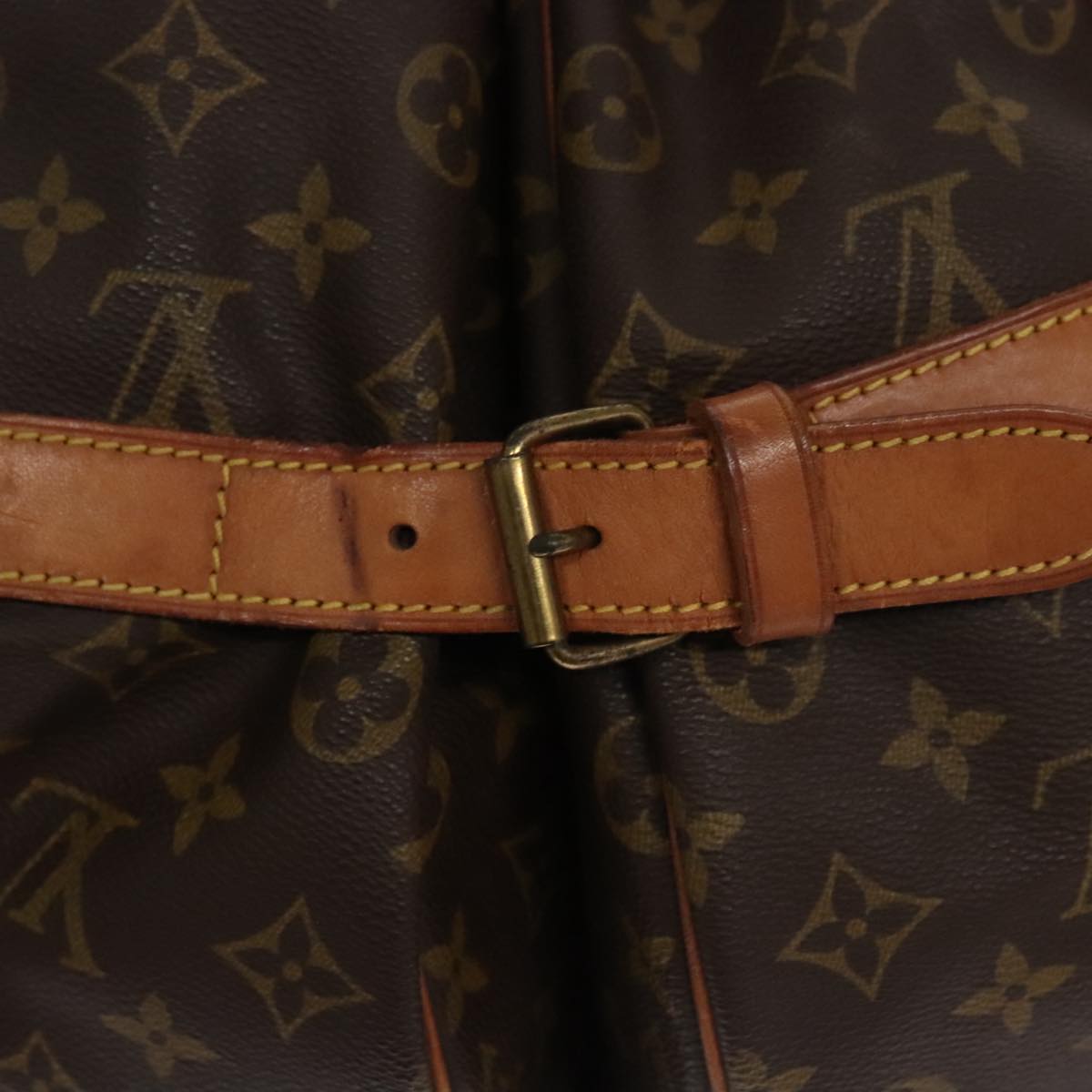 Louis Vuitton Saumur 43, Brown, Canvas, shoulder