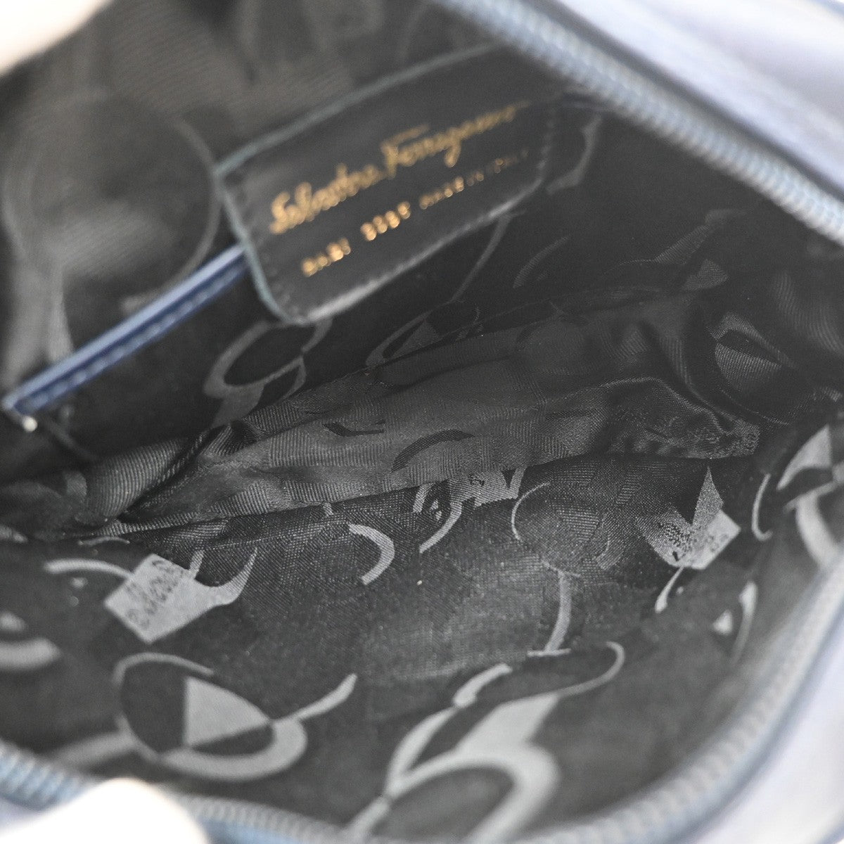Salvatore Ferragamo Vara Bow Camera Leather, Navy, Leather, Shoulder Bag