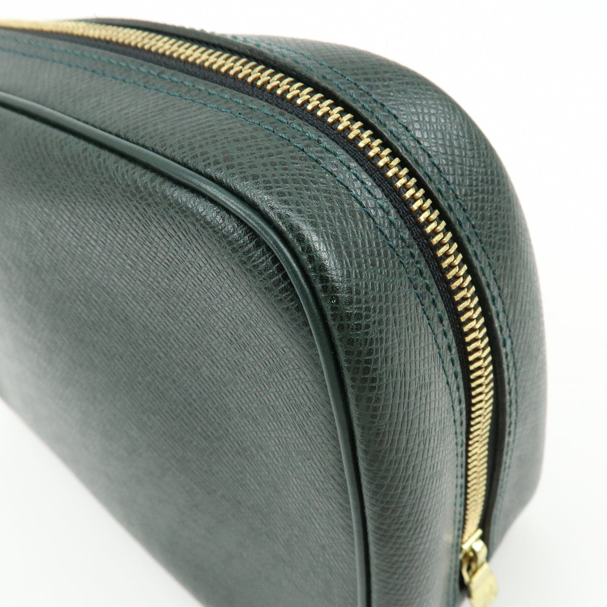 Louis Vuitton Toiletry Pouch Taiga Leather, Green, Leather, Clutch