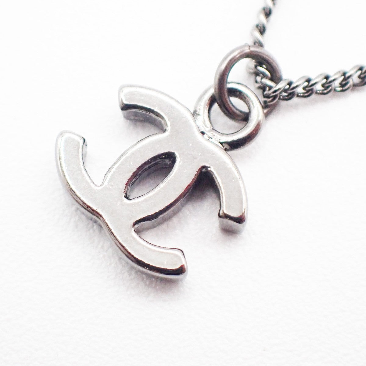 Chanel CC Flower Ladybug Silver Plated and Acrylic, Silver, Metal, Necklace