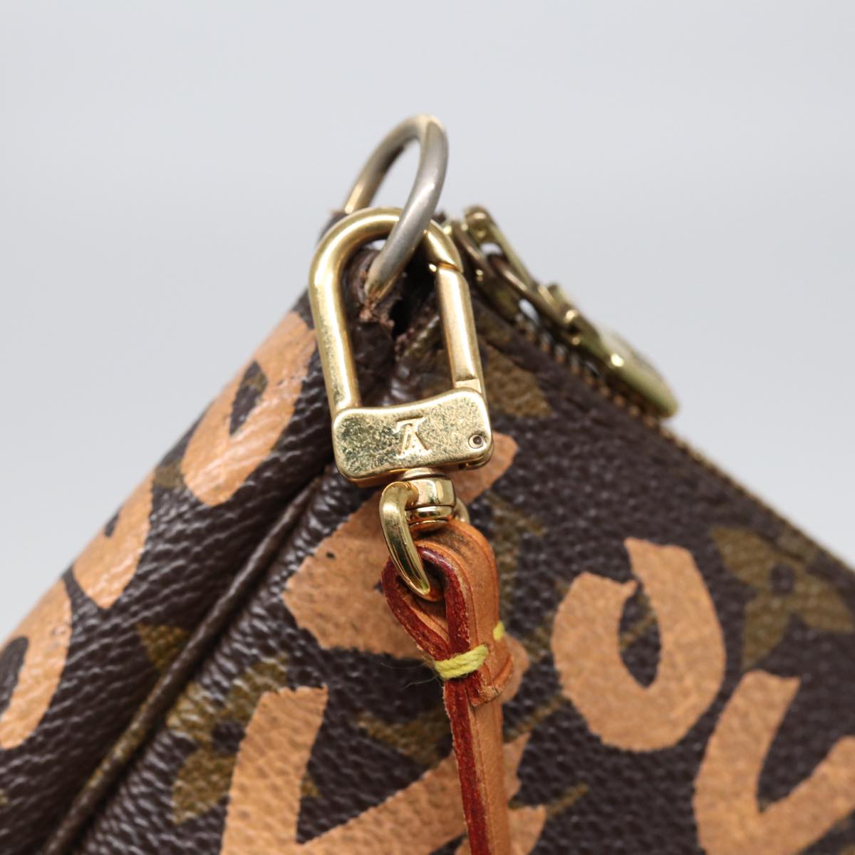 Louis Vuitton Pochette Accessoire, Brown, Canvas, clutch