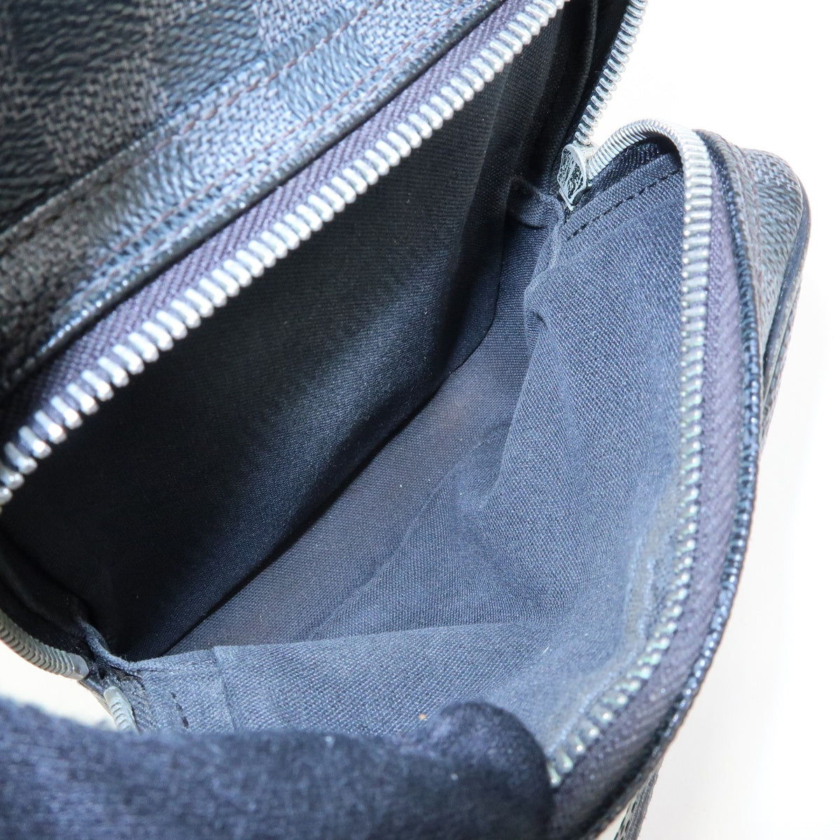 Louis Vuitton Rem Damier Graphite, Black, Canvas, Handbag