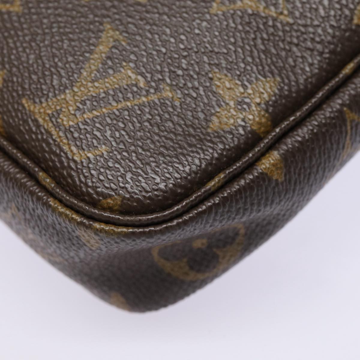 Louis Vuitton Pochette Accessoire, Brown, Canvas, clutch