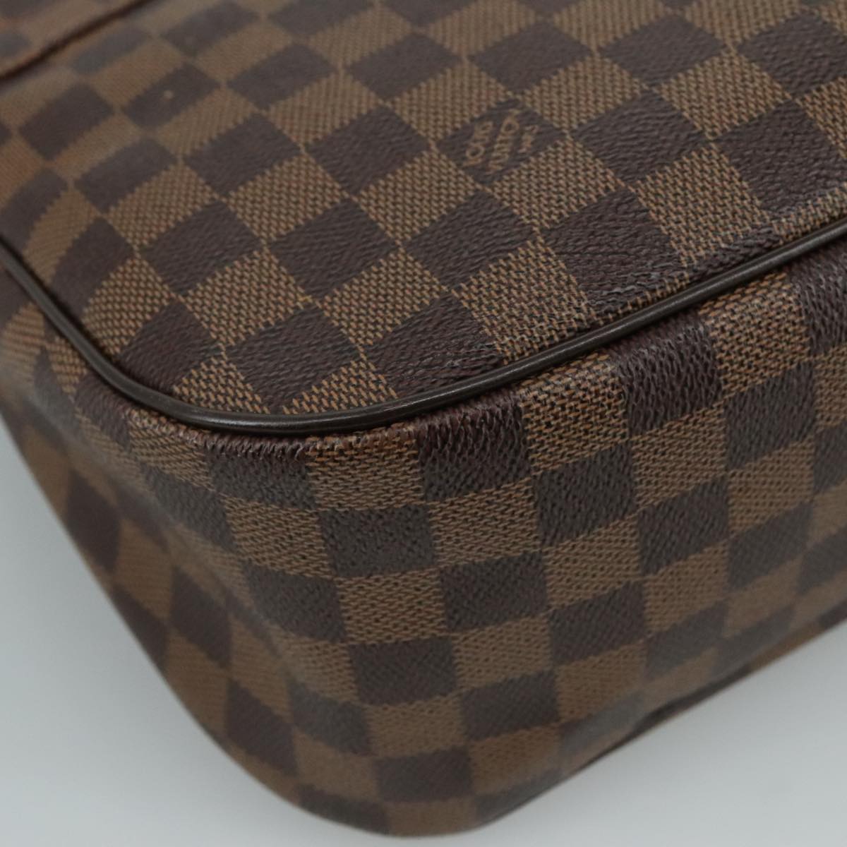 Louis Vuitton Besace, Brown, Canvas, shoulder