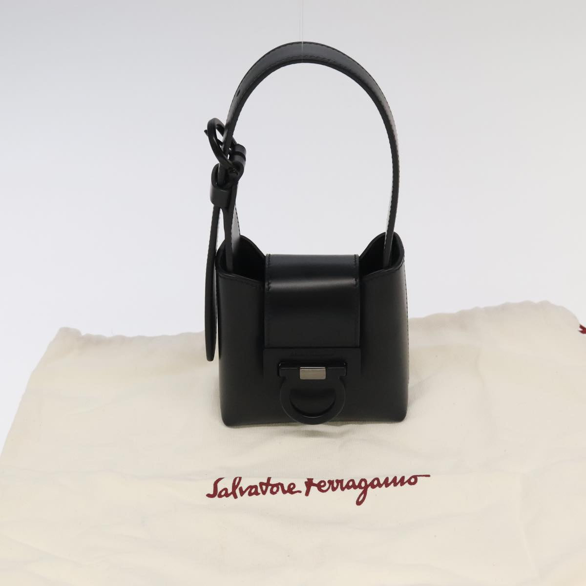 Salvatore Ferragamo Gancini, Black, Leather, handbag