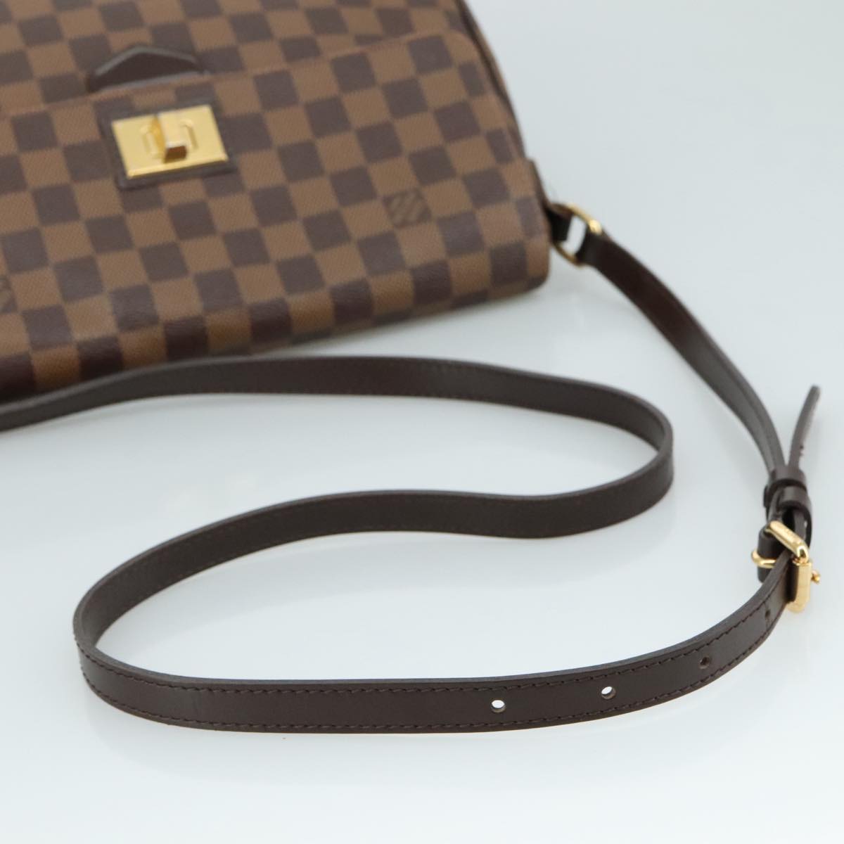 Louis Vuitton Besace, Brown, Canvas, shoulder