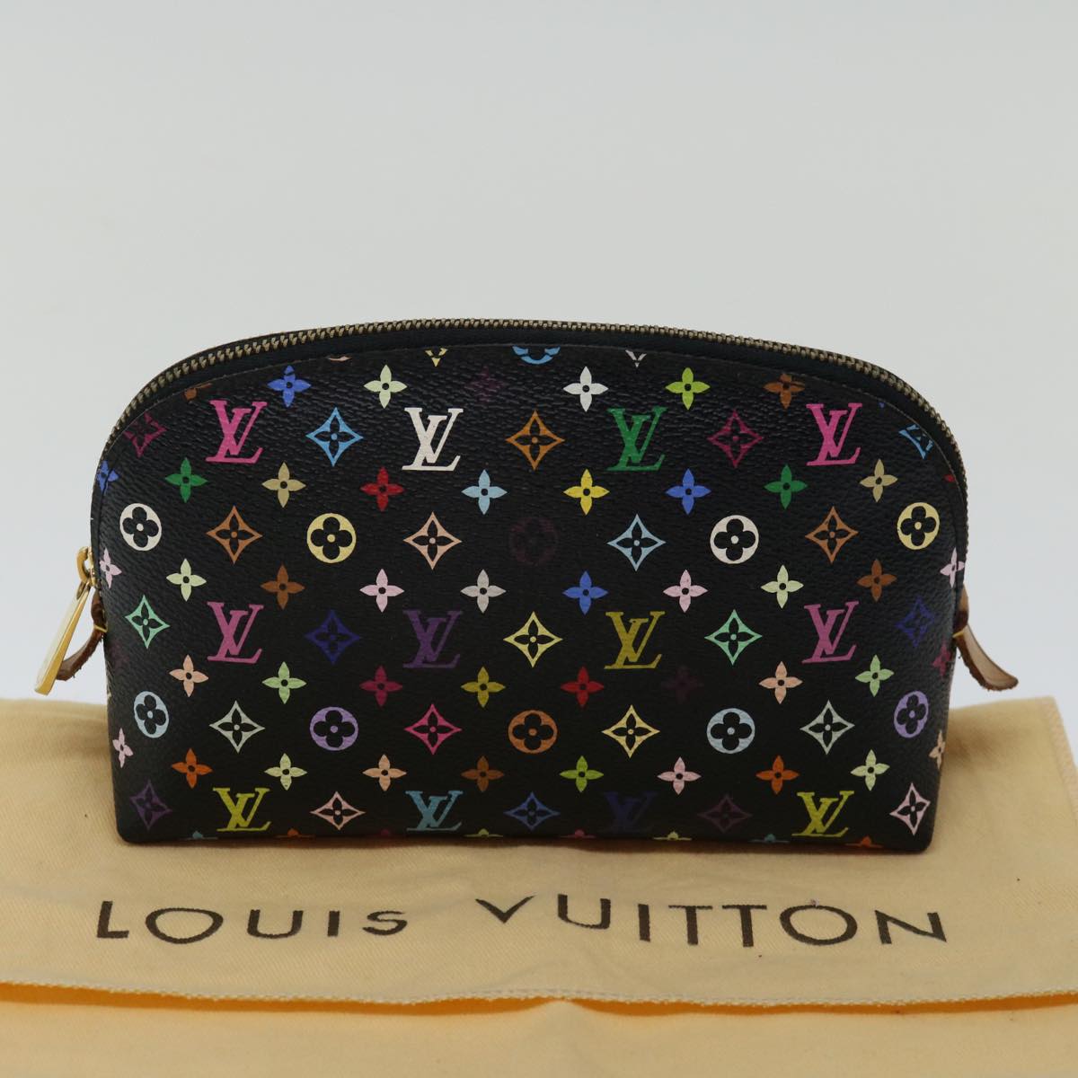 Louis Vuitton Cosmetic Case Monogram Vernis, BLACK, CANVAS, Clutche & pouche