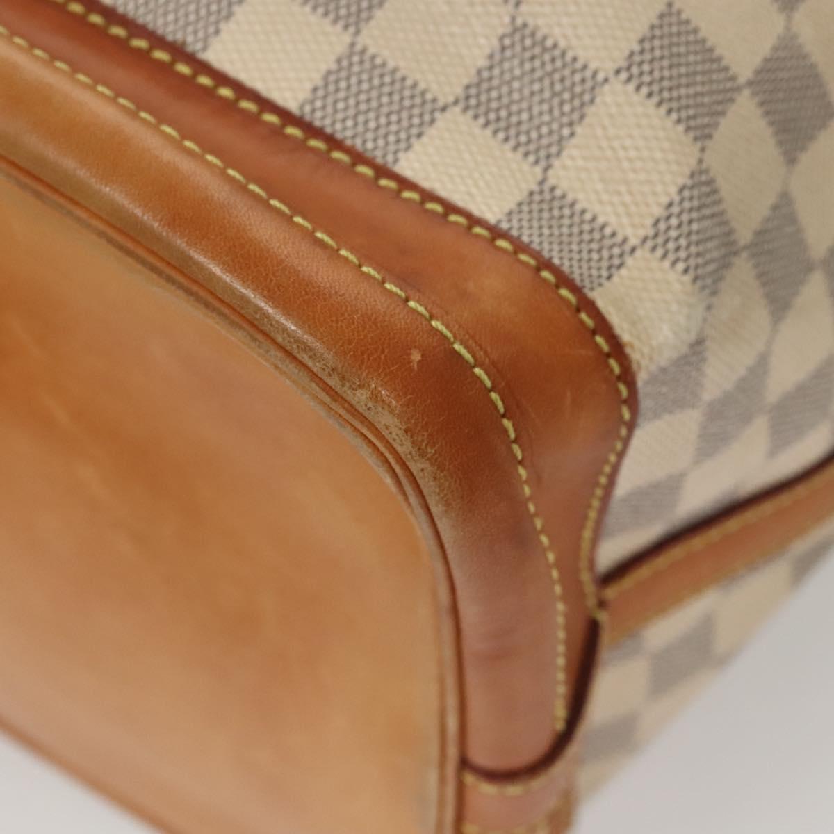 Louis Vuitton Noé, White, Canvas, shoulder