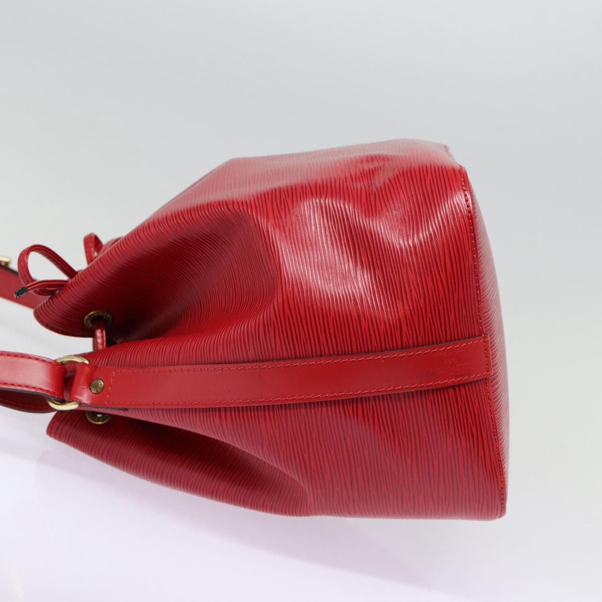 Louis Vuitton Noe, Red, Leather, shoulder