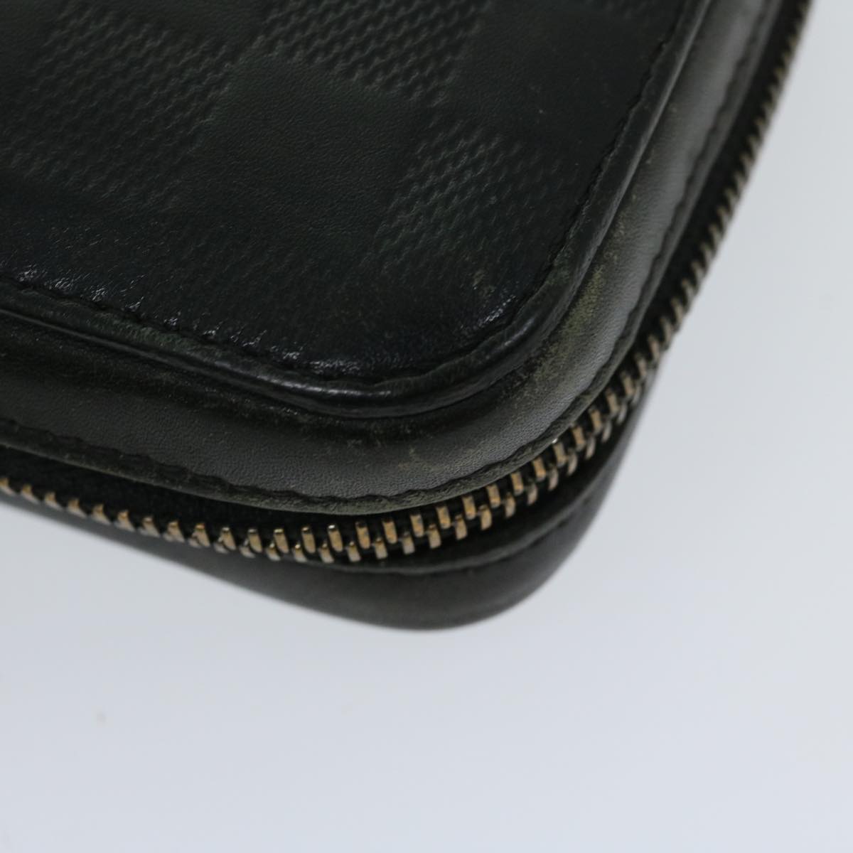 Louis Vuitton Zippy XL, Black, Leather, wallet