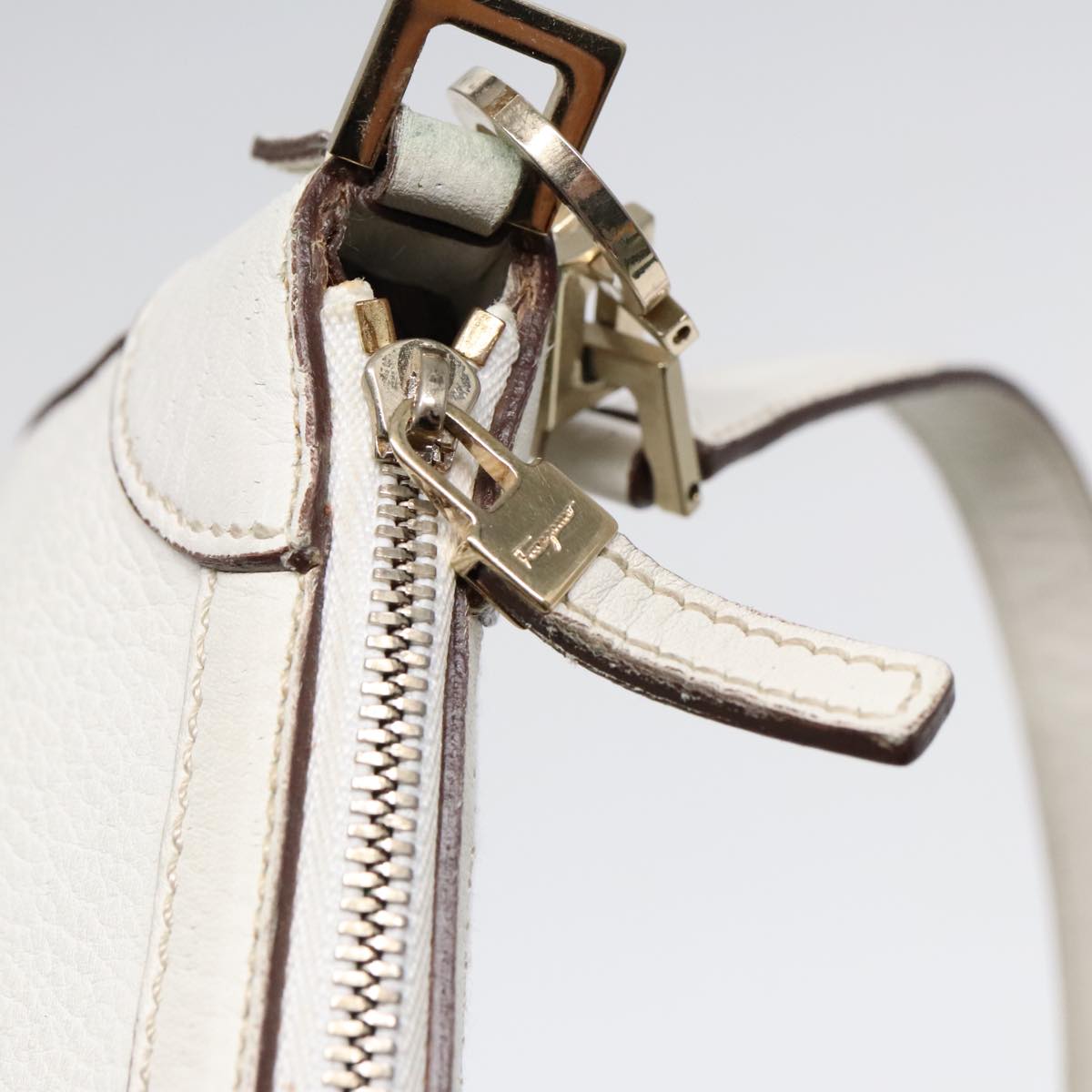 Salvatore Ferragamo, White, Leather, shoulder