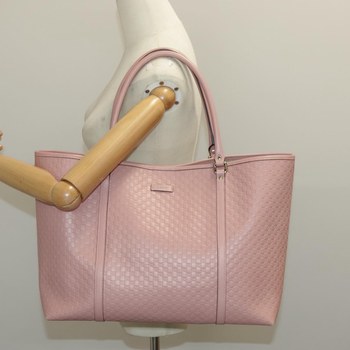 Gucci Micro guccissima, Pink, Leather, tote
