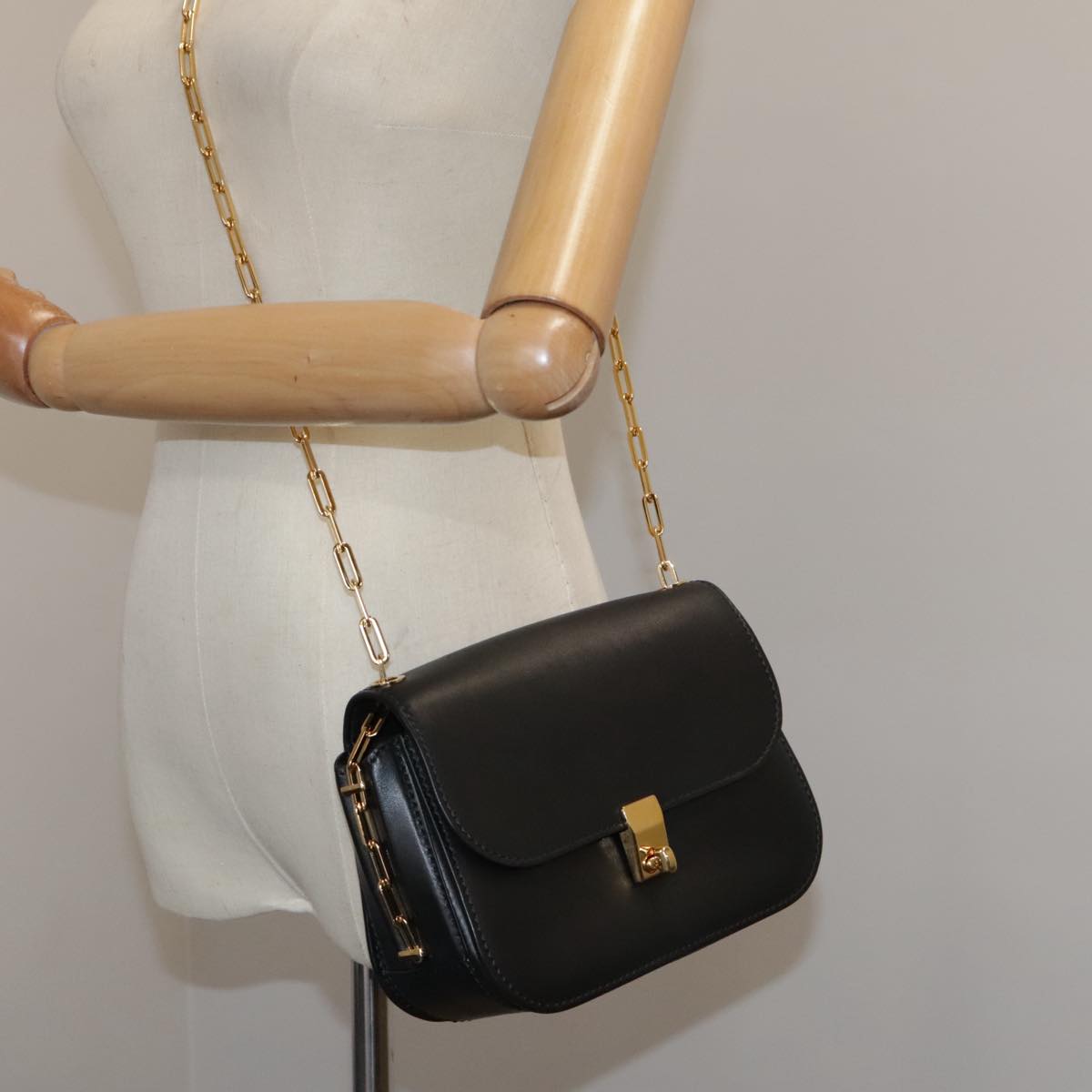 Valentino Garavani, Black, Leather, shoulder