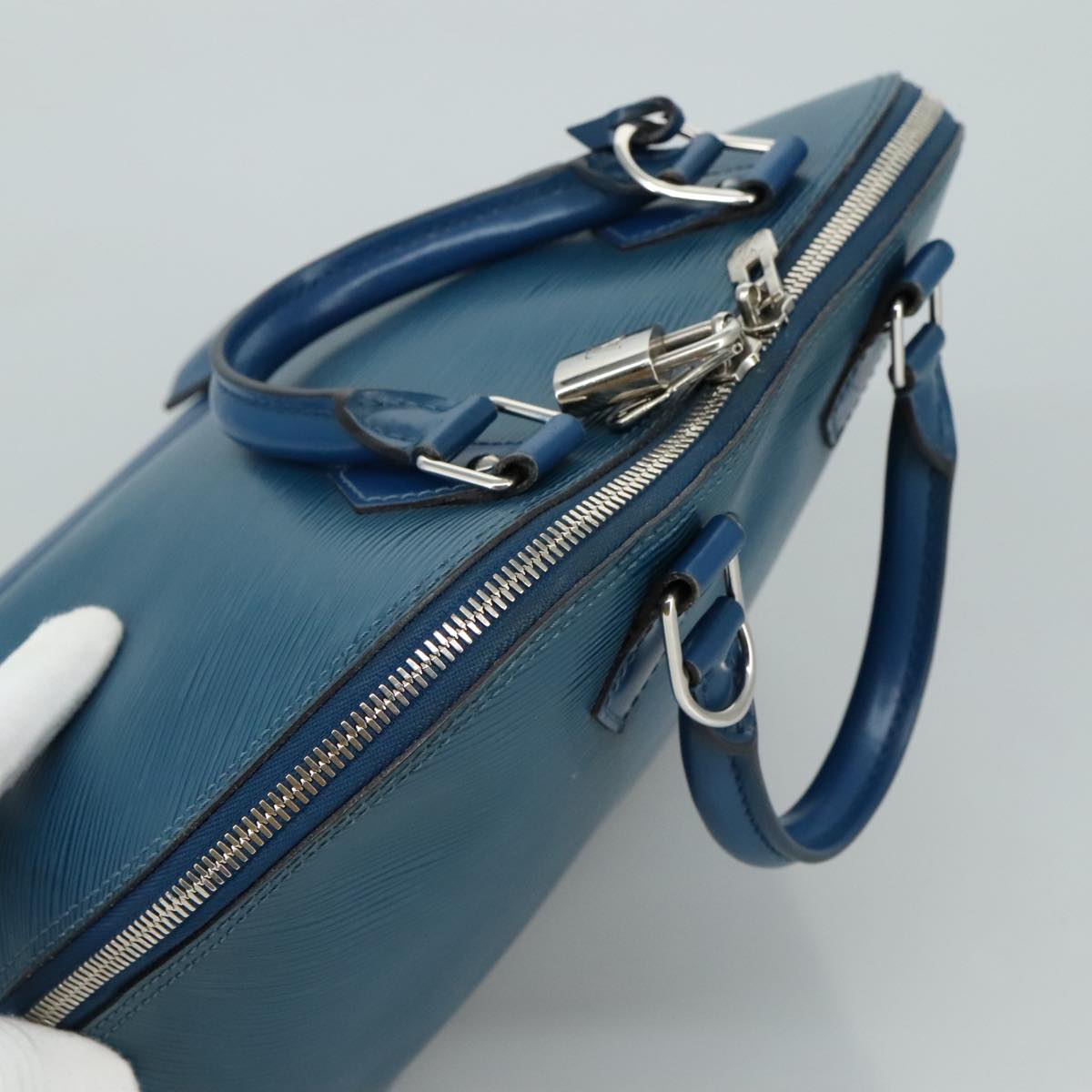 Louis Vuitton Alma, Blue, Leather, handbag