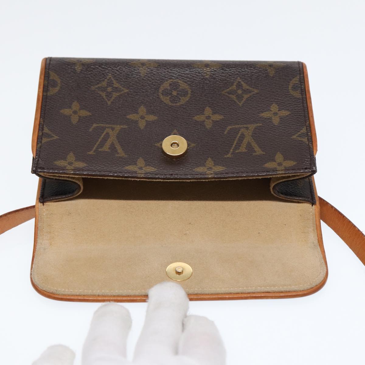 Louis Vuitton Florentine, Brown, Canvas, clutch